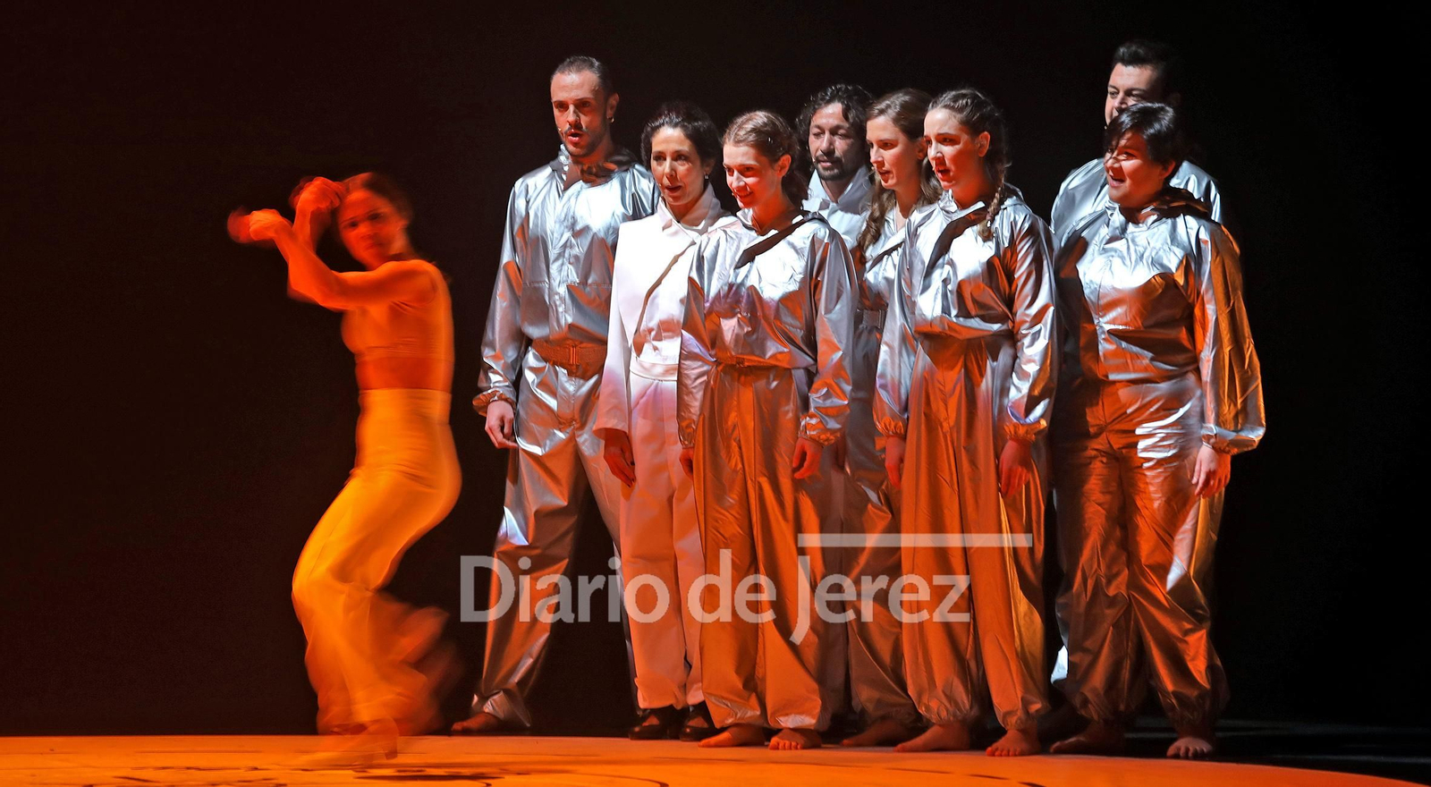 Imágenes del espectáculo 'Un cuerpo infinito' de Olga Pericet