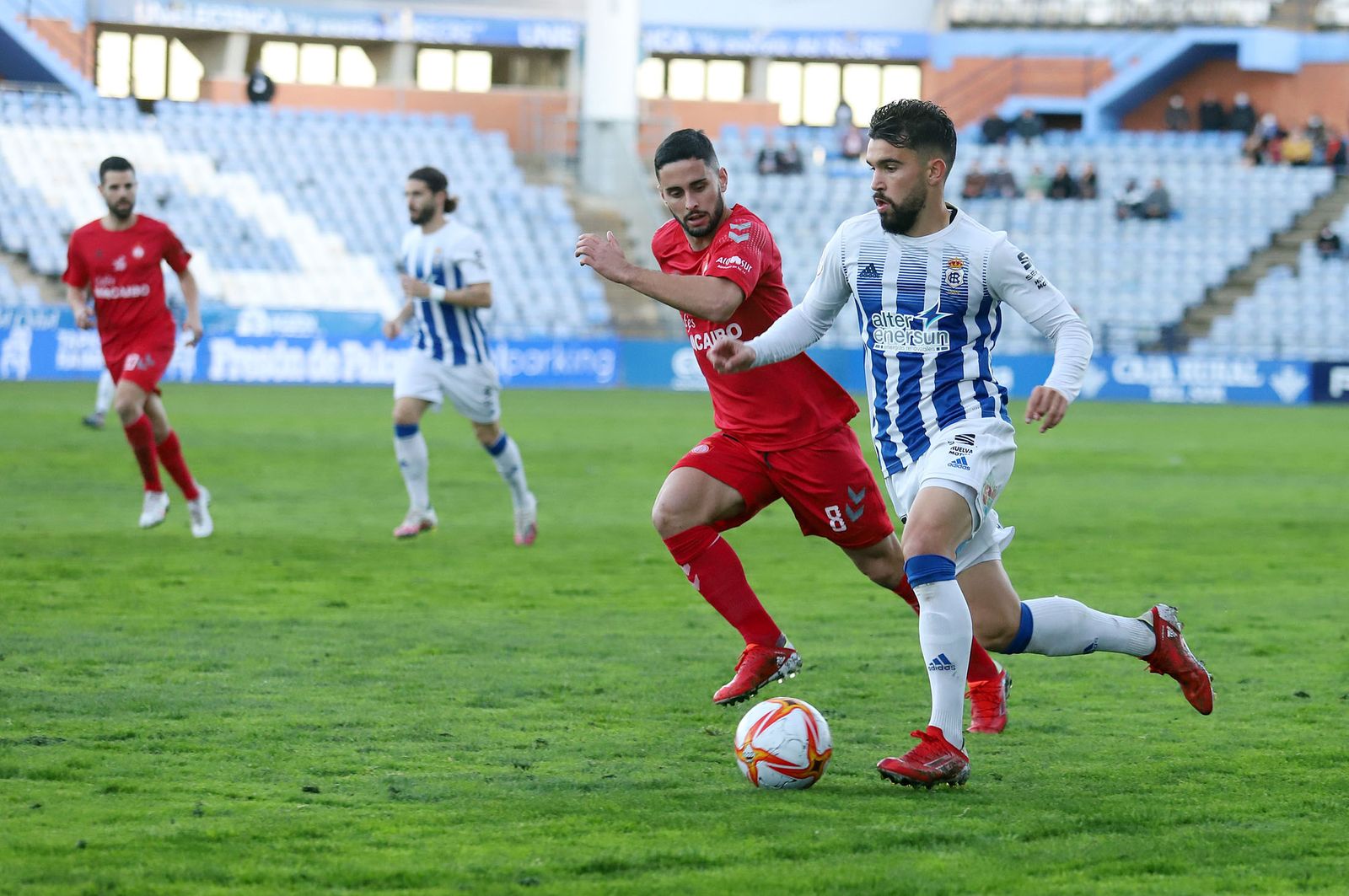 Un lance del Recreativo de Huelva-Utrera disputado en el Nuevo Colombino.