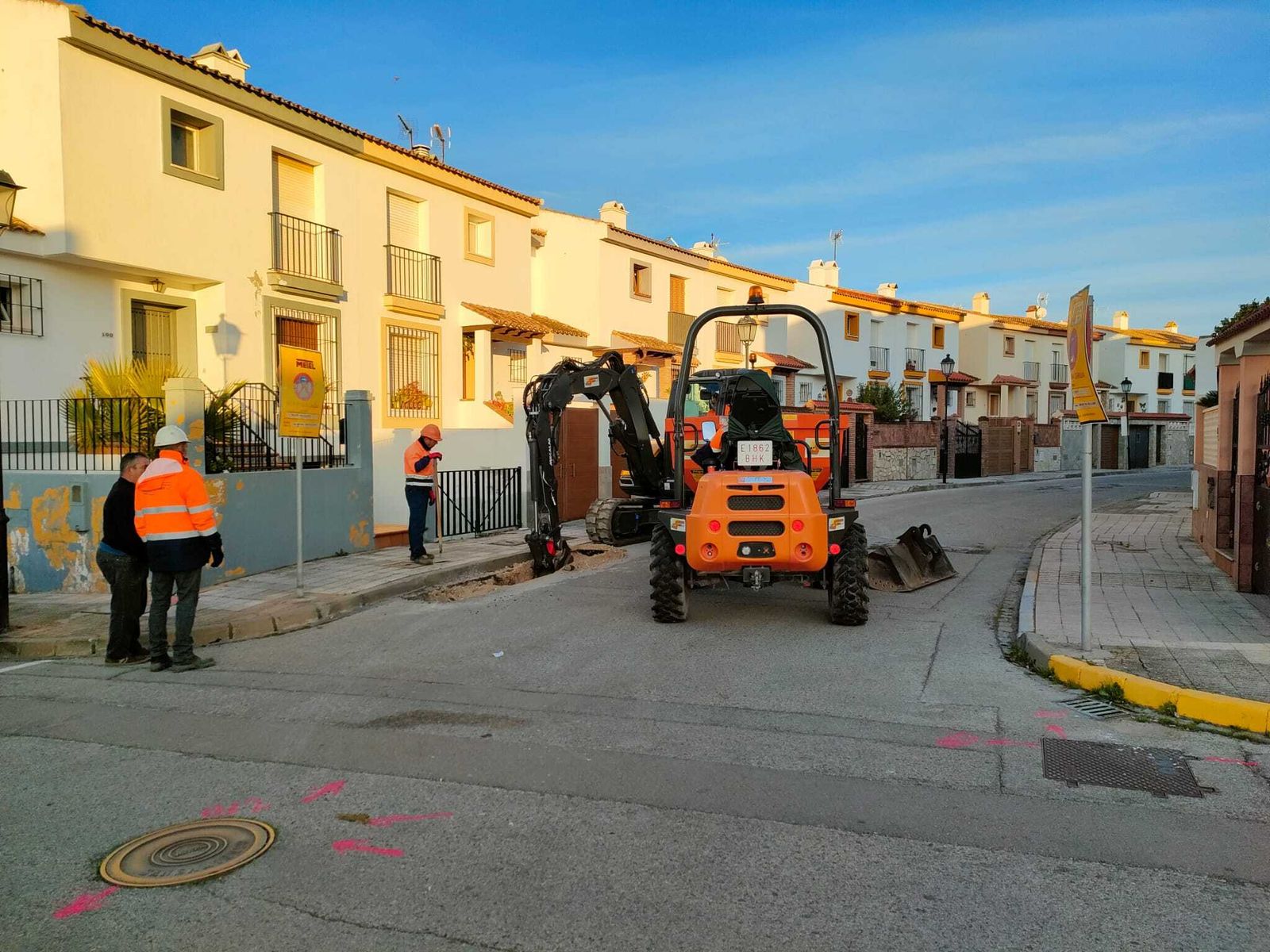 Obras de mejora en la barriada El Lazareto
