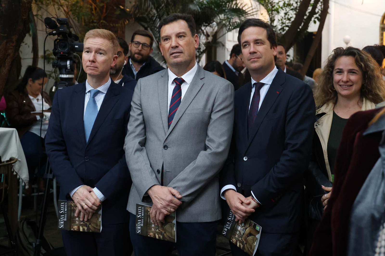 Imágenes de la presentación de "La Guía de Semana Santa de Huelva y Provincia" de Huelva Información