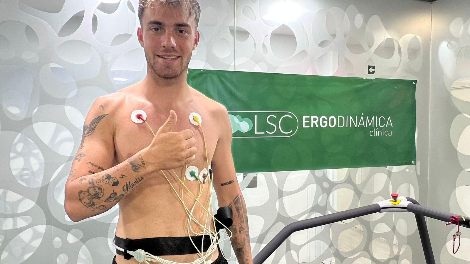 Pau Russo, durante el reconocimiento médico.