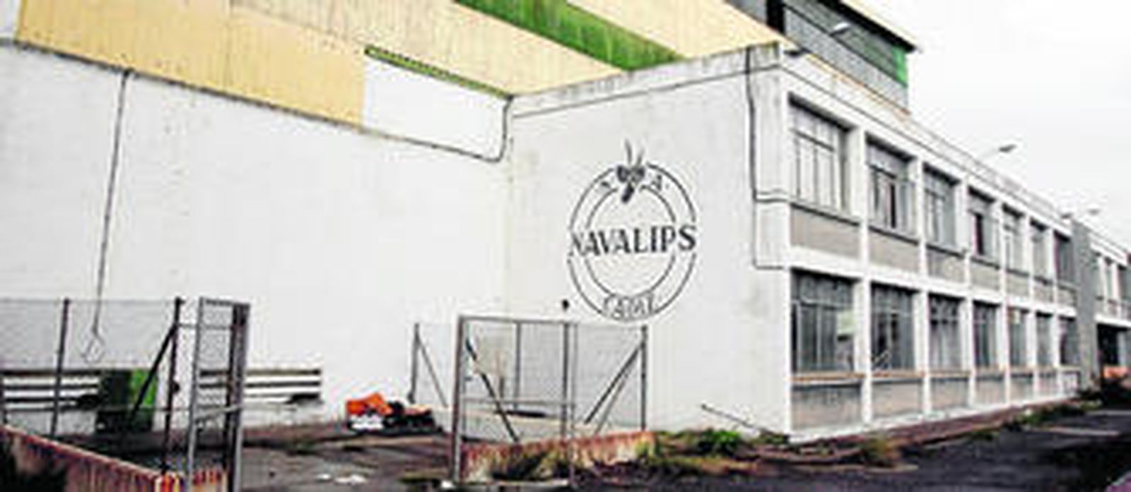 En el suelo que ocupa la antigua Navalips está prevista la construcción del Palacio Metropolitano de Espectáculos.