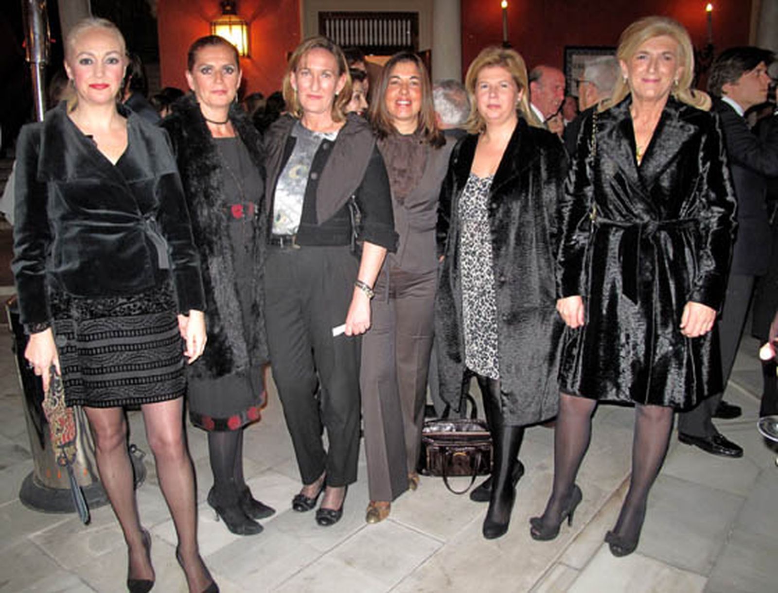 Mercedes Morón, Magdalena Lirola, María del Mar Sánchez Estrella, María Eugenia Romero, Enriqueta Mauri y Blanca Mezquita.

Foto: Victoria Ramirez