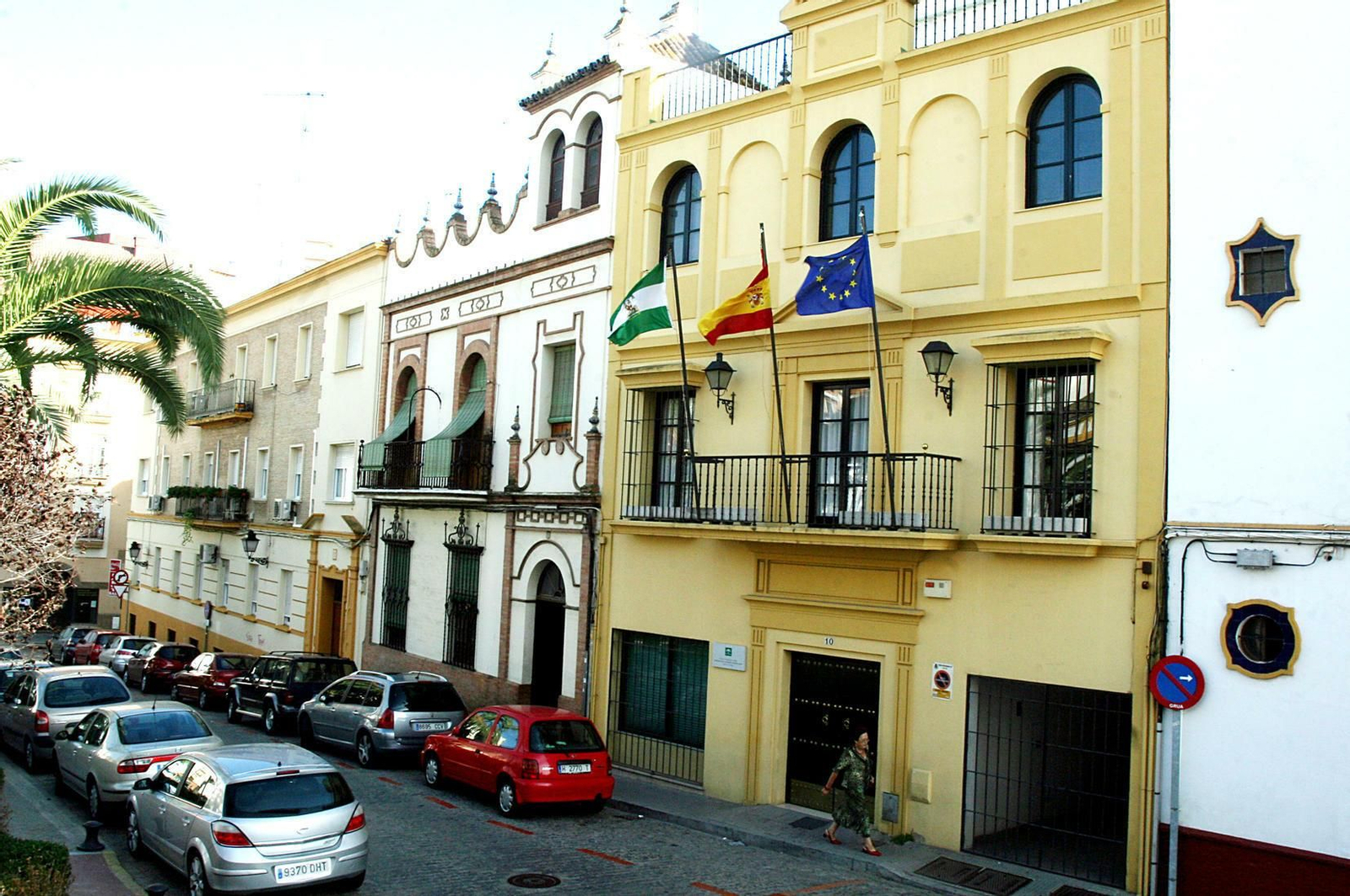 Fachada del Instituto Andaluz de la Mujer de Huelva, situado en la Plaza de San Pedro.