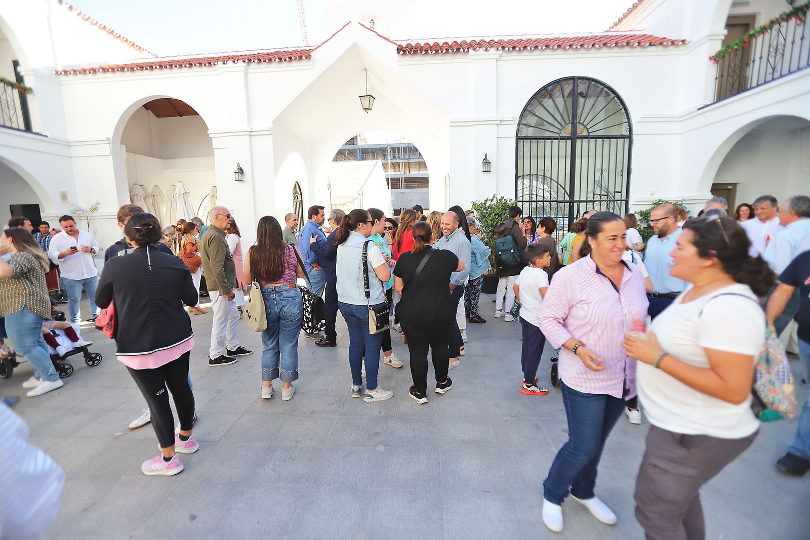 Imágenes del ambiente en las votaciones de la Hermandad del Rocío de Huelva