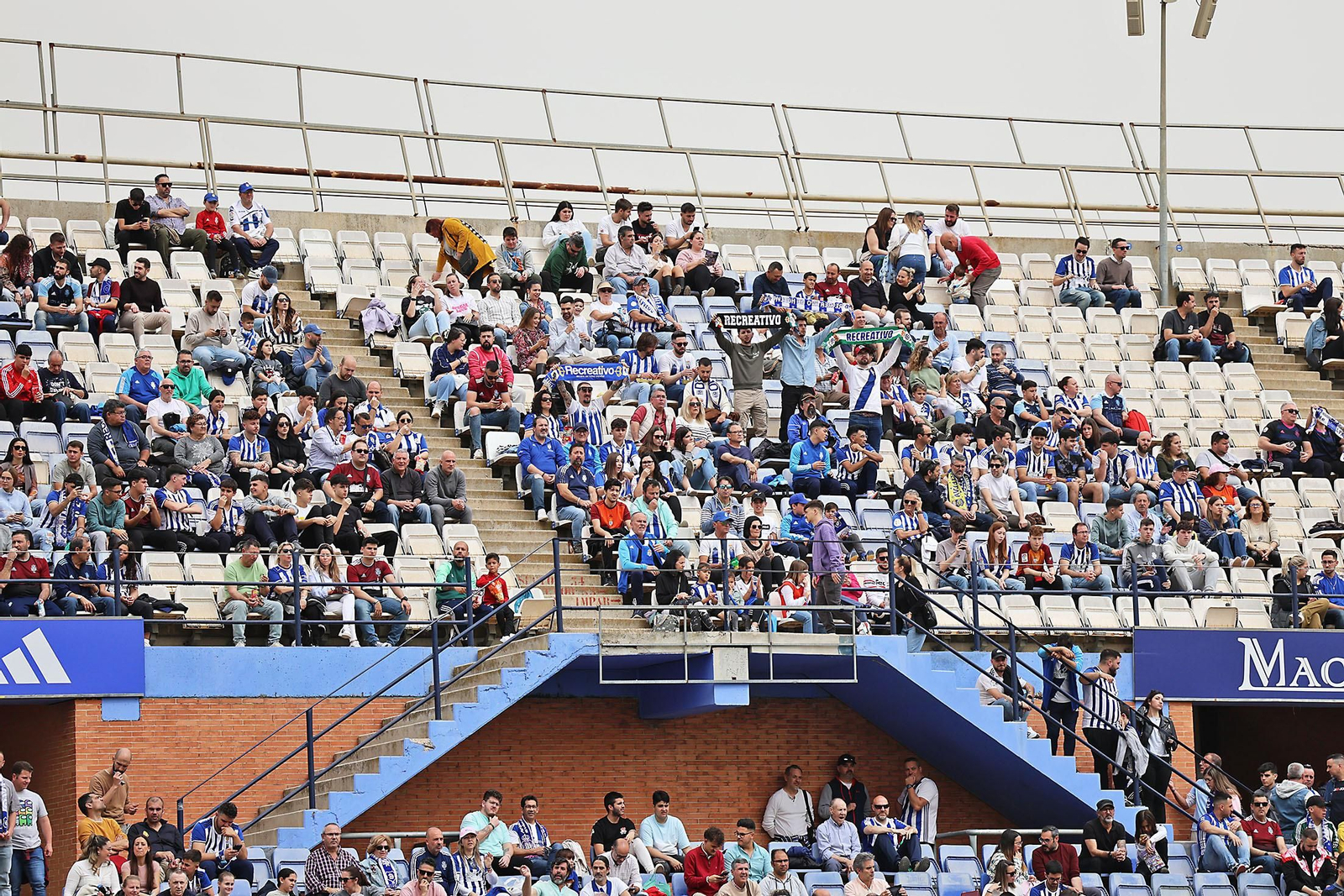 Búscate en el Nuevo Colombino en el Recreativo de Huelva-AD Mérida