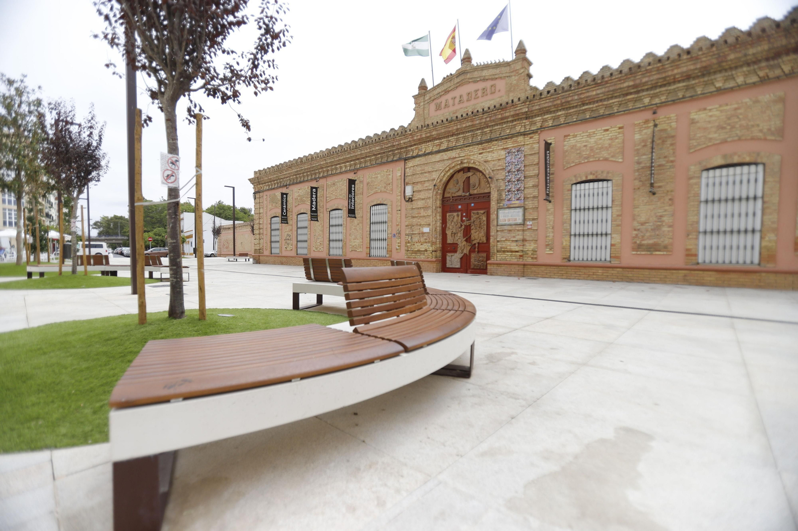 La Escuela de Arte León Ortega de Huelva.