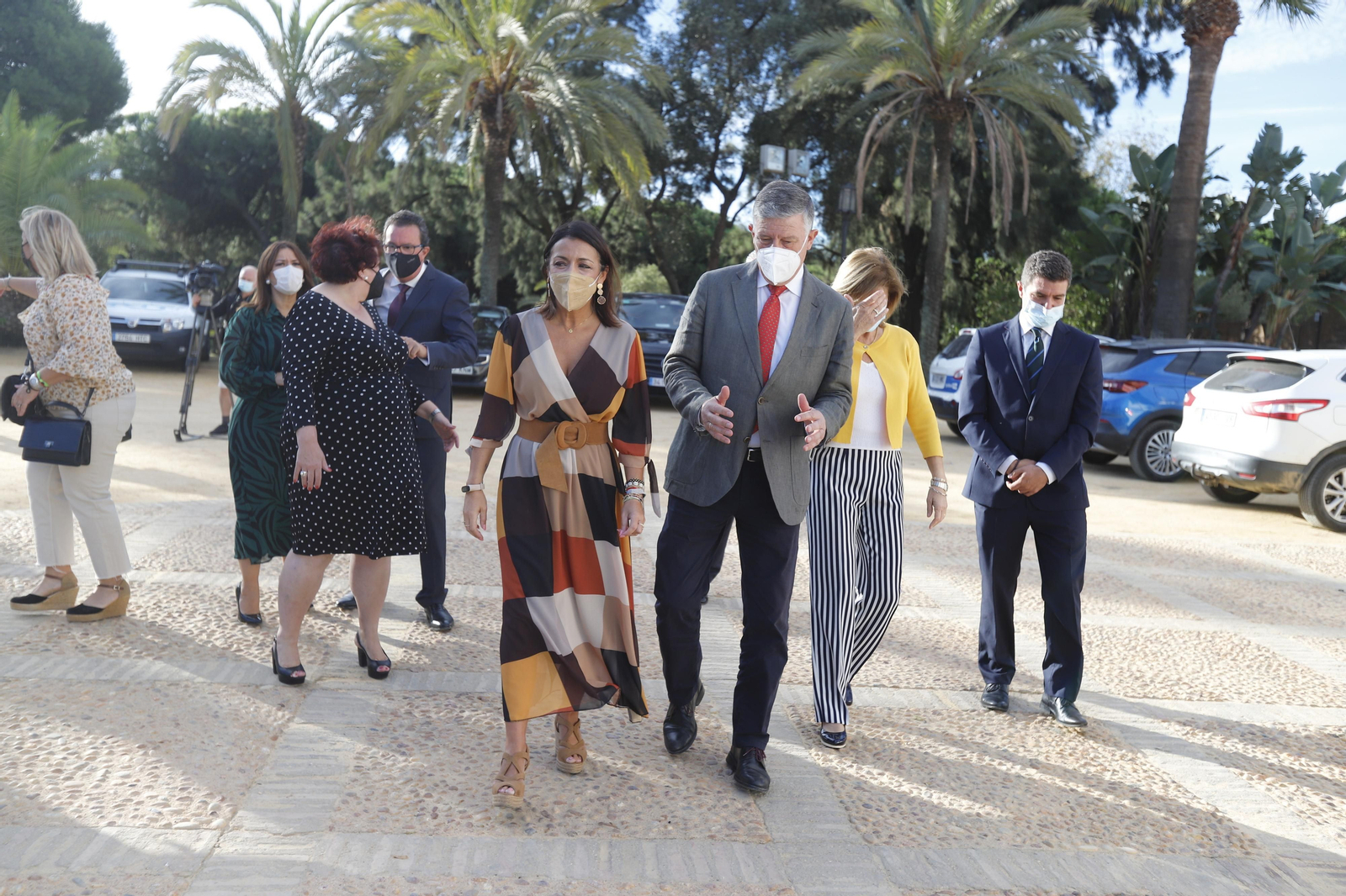 La presidenta del Parlamento, Marta Bosquet, junto al resto de miembros de la Mesa, visita al Monasterio de La Rábida