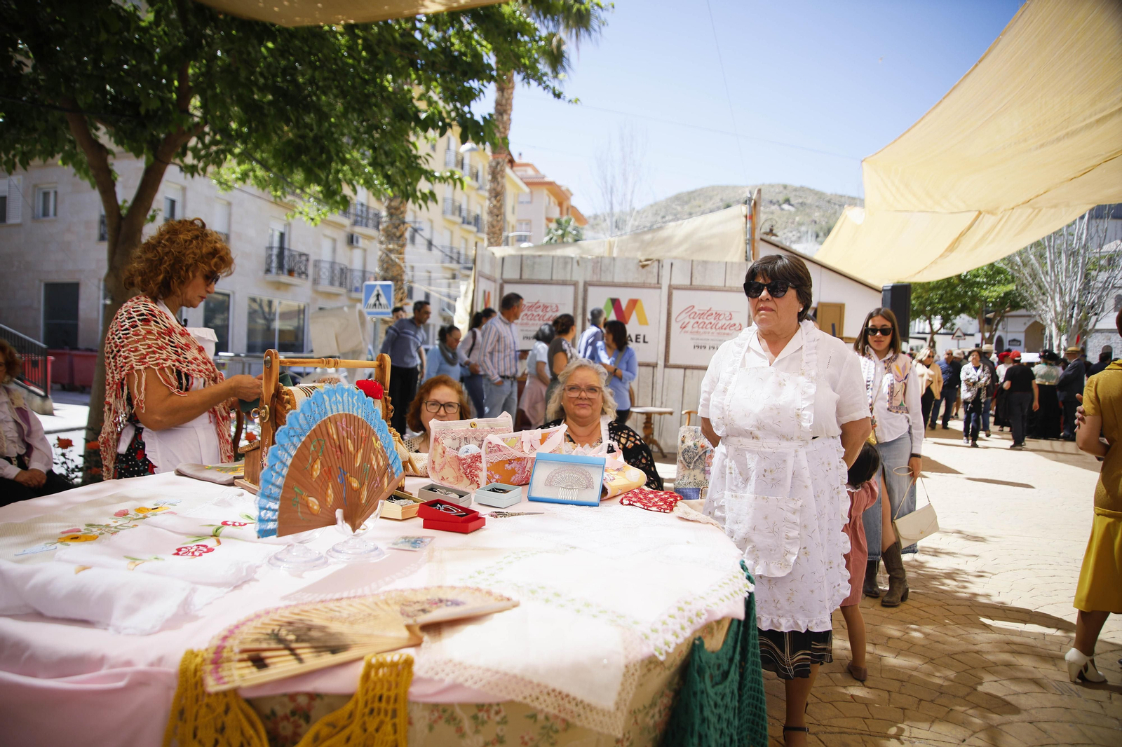 Imágenes de "Canteros y Caciques en la lucha por el Mármol" de Macael
