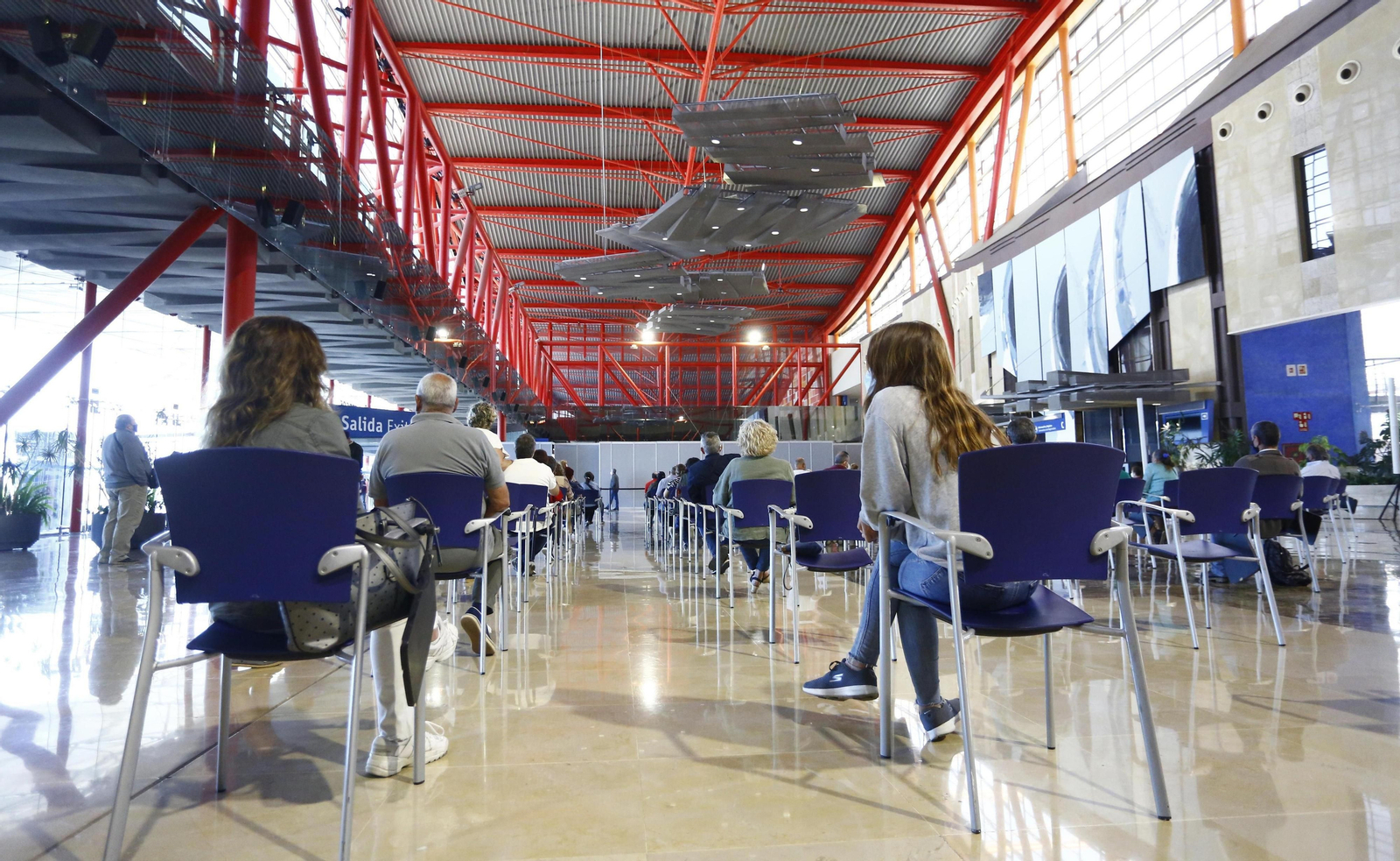Vacunación en el Palacio de Ferias de Málaga. Vacunación en el Palacio de Ferias de Málaga.