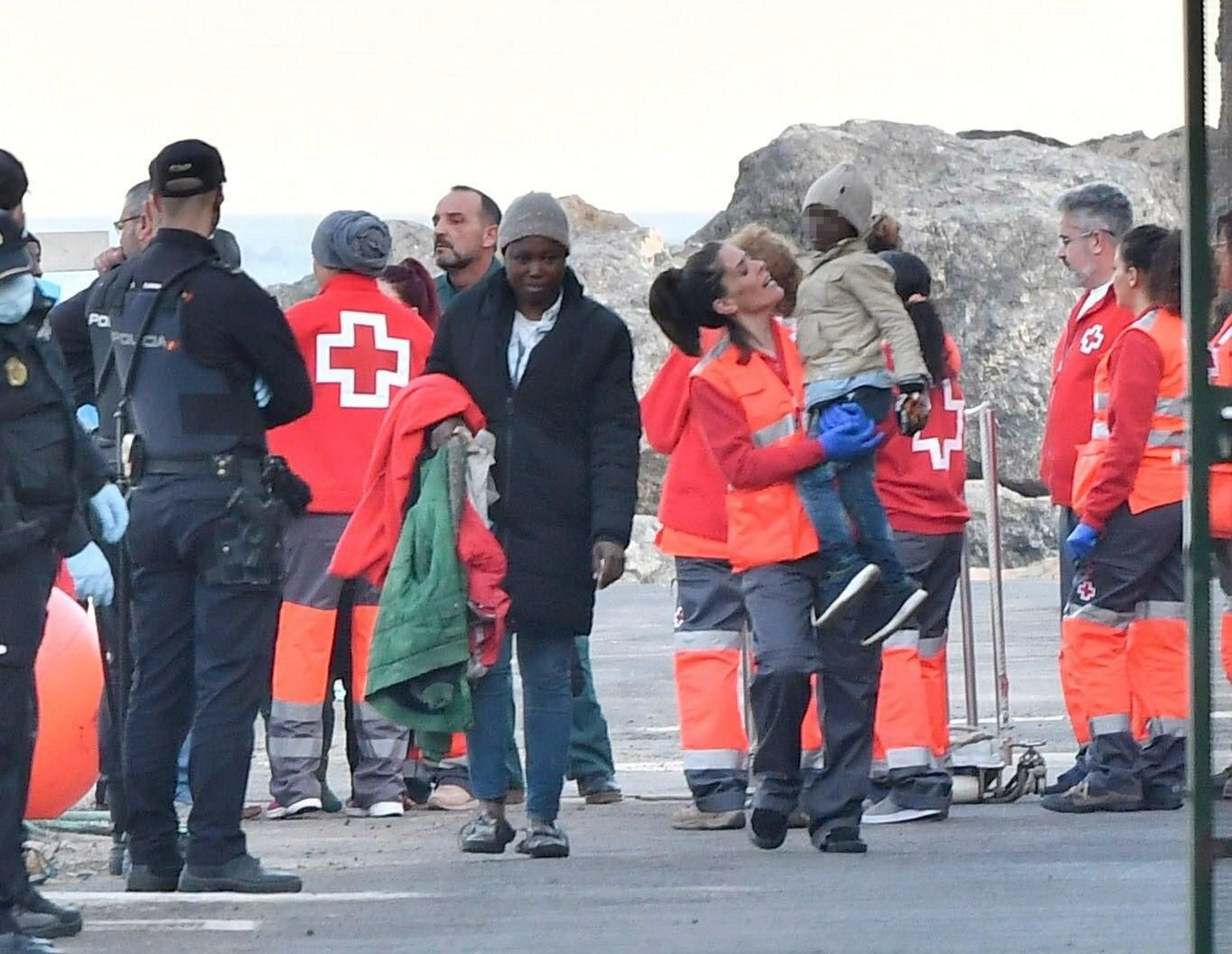 Cruz Roja dobla sus esfuerzos en atención a pateras durante 2018