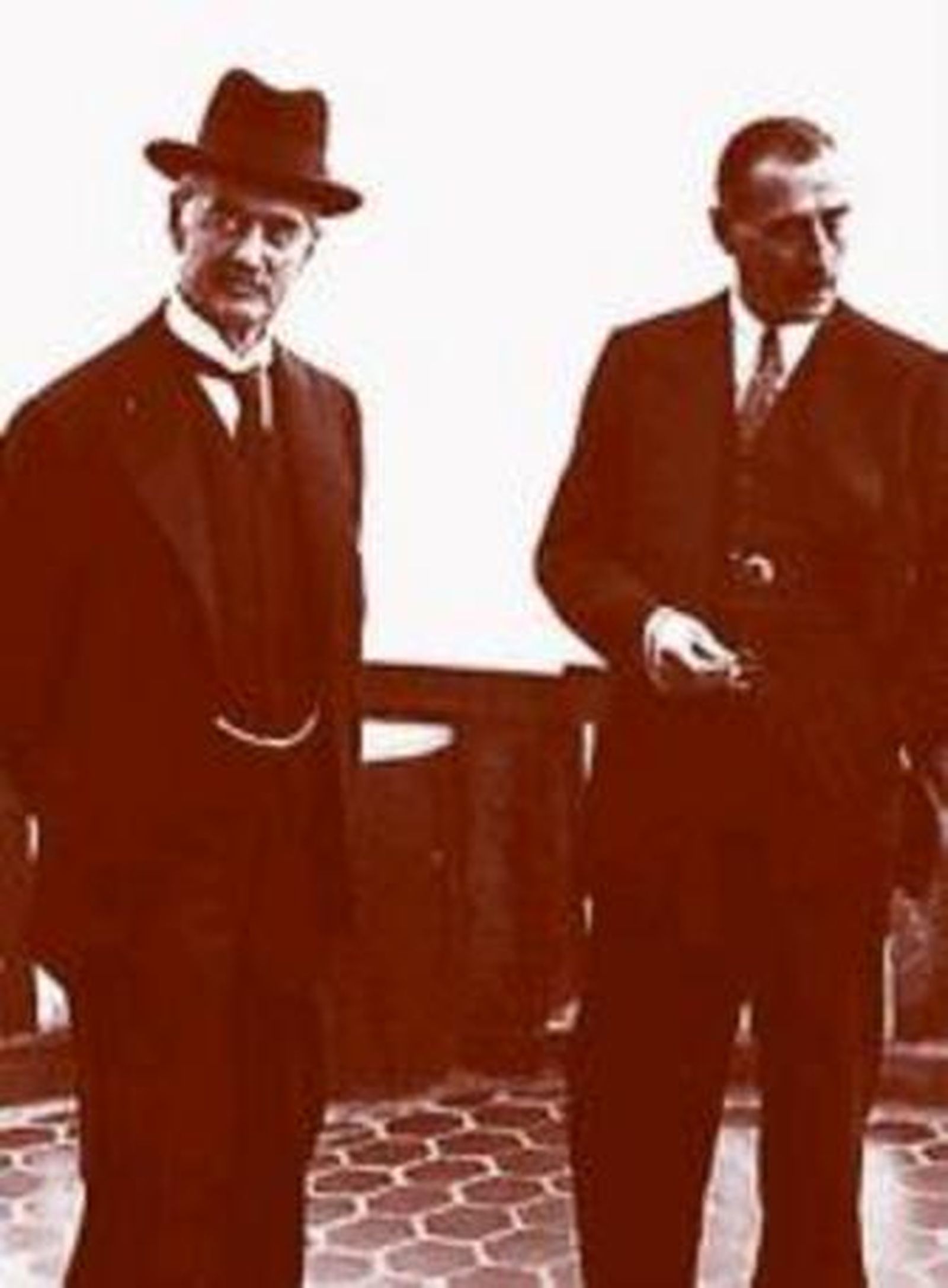 Alfama rescata la figura de Neville Henderson