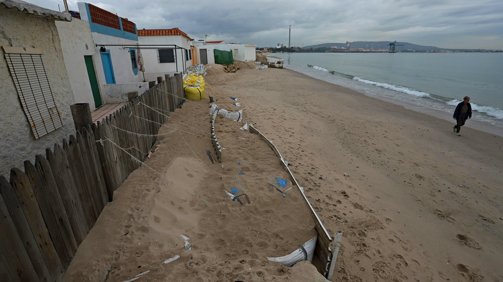 Pérdida de arena en la playa de El Rinconcillo