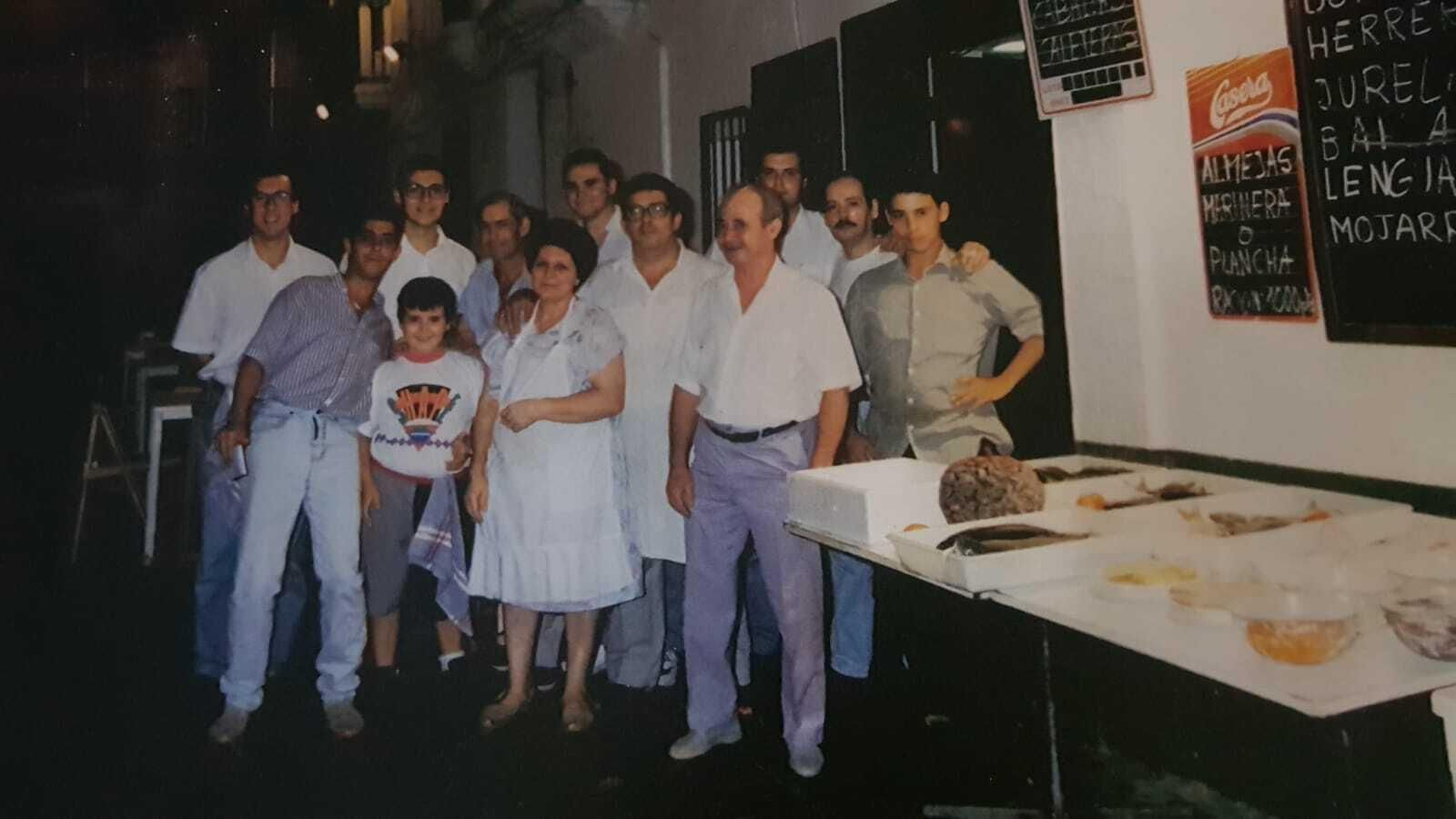 Historia en imágenes de la plaza del Tío la Tiza de Cádiz