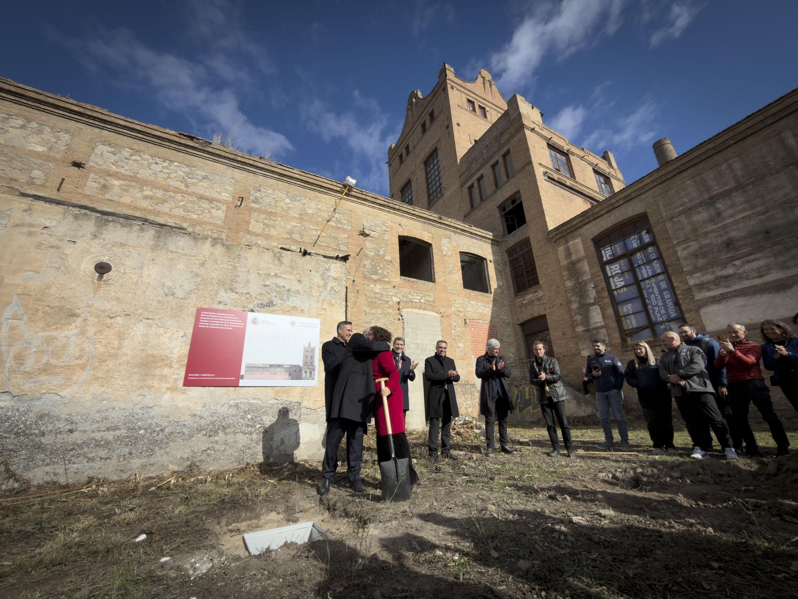 Fotos: en el interior del futuro complejo de la Universidad de Granada en la Azucarera de San Isidro