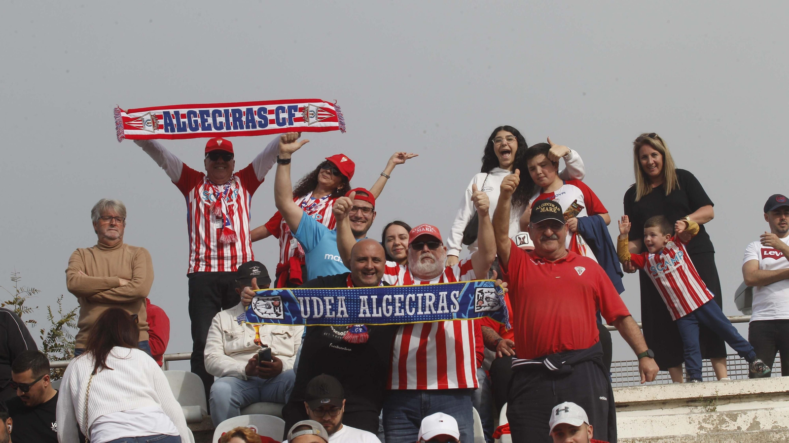 Búscate en el Algeciras CF  - Linares de Primera Federación