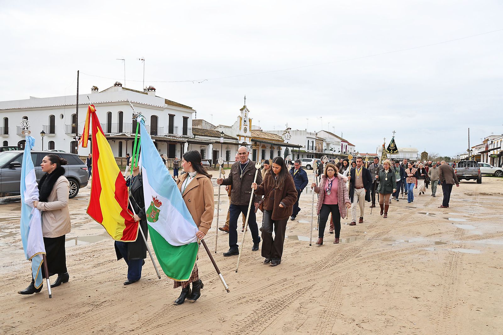 Las fotografías del ambiente en El Rocío con las peregrinaciones de las hermandades filiales