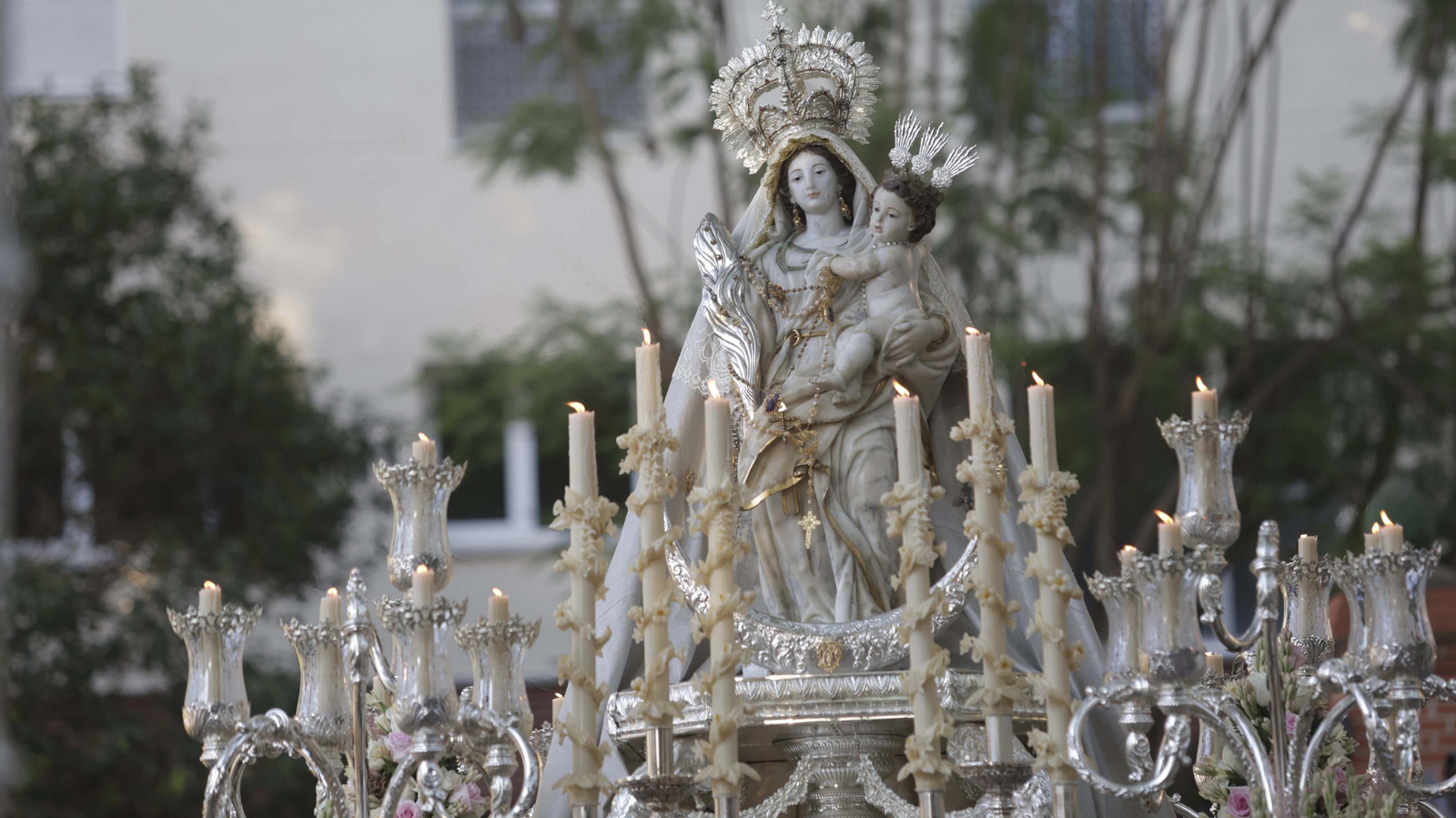 La Magna Mariana de Algeciras por el Parque María Cristina, en imágenes