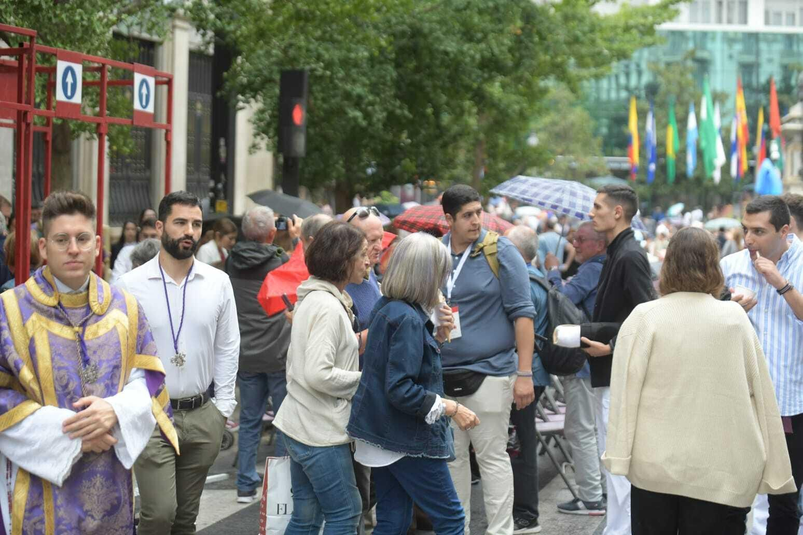 La celebración de la Procesión Magna de Granada, en imágenes