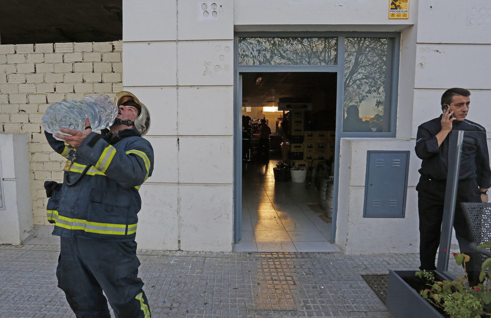 Un cortocircuito da un 'susto' en el restaurante Hermanos Carrasco