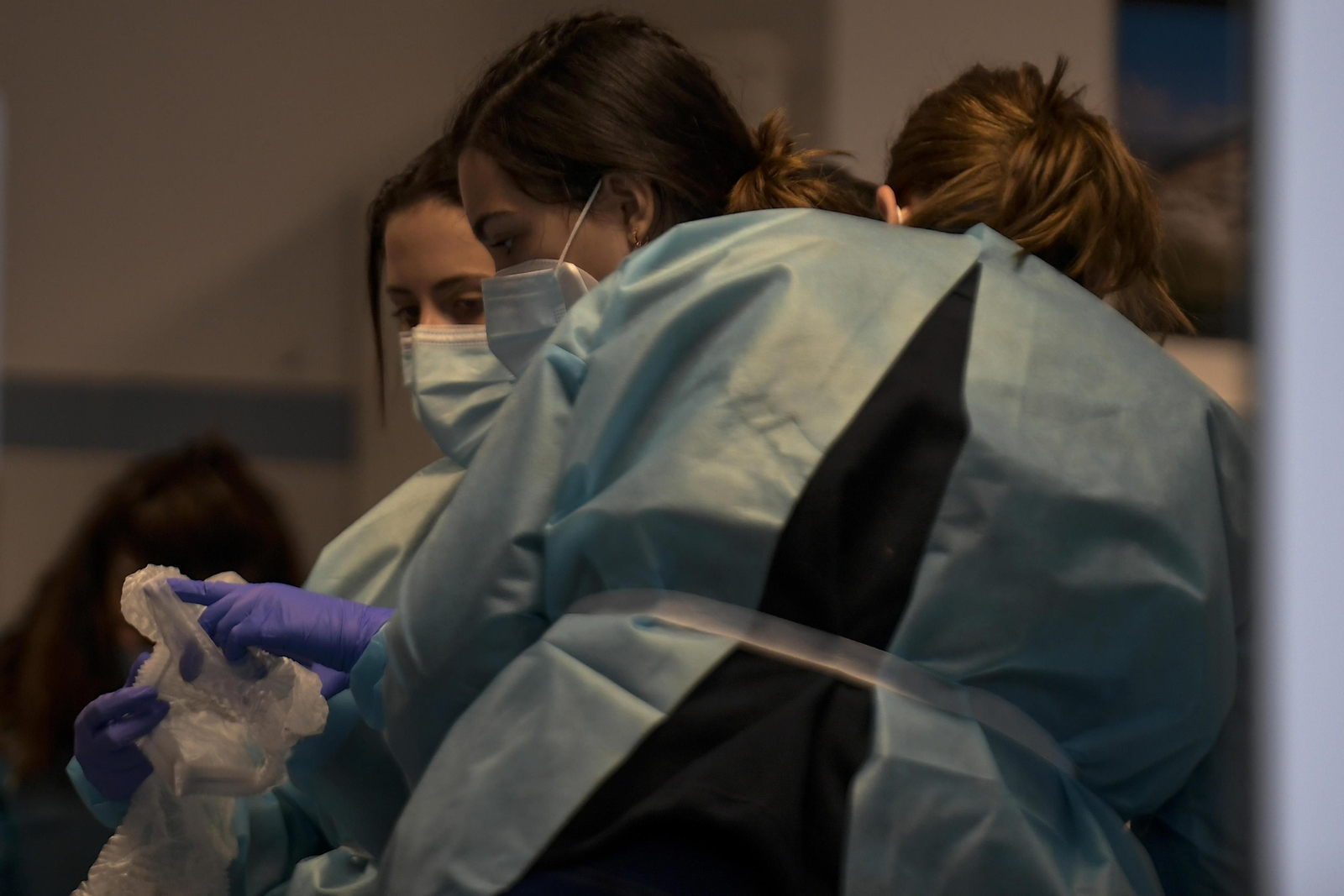 Fotos: segundo día de vacunas en Granada