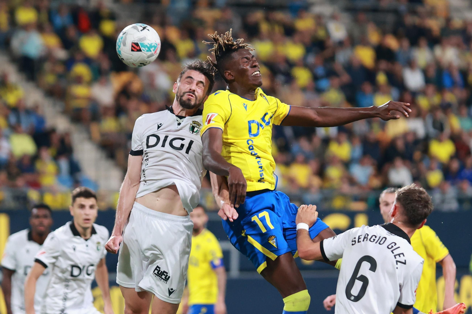 Las imágenes del Cádiz CF-Burgos