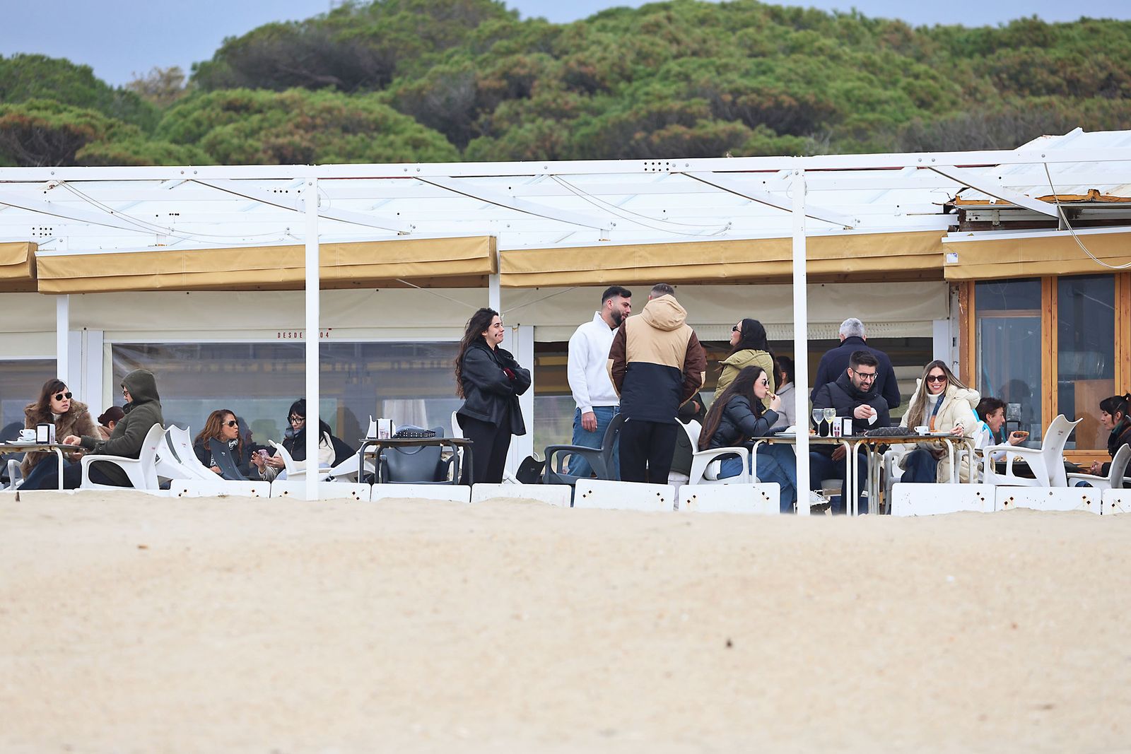Las fotografías del primer día del años en las playas de Huelva
