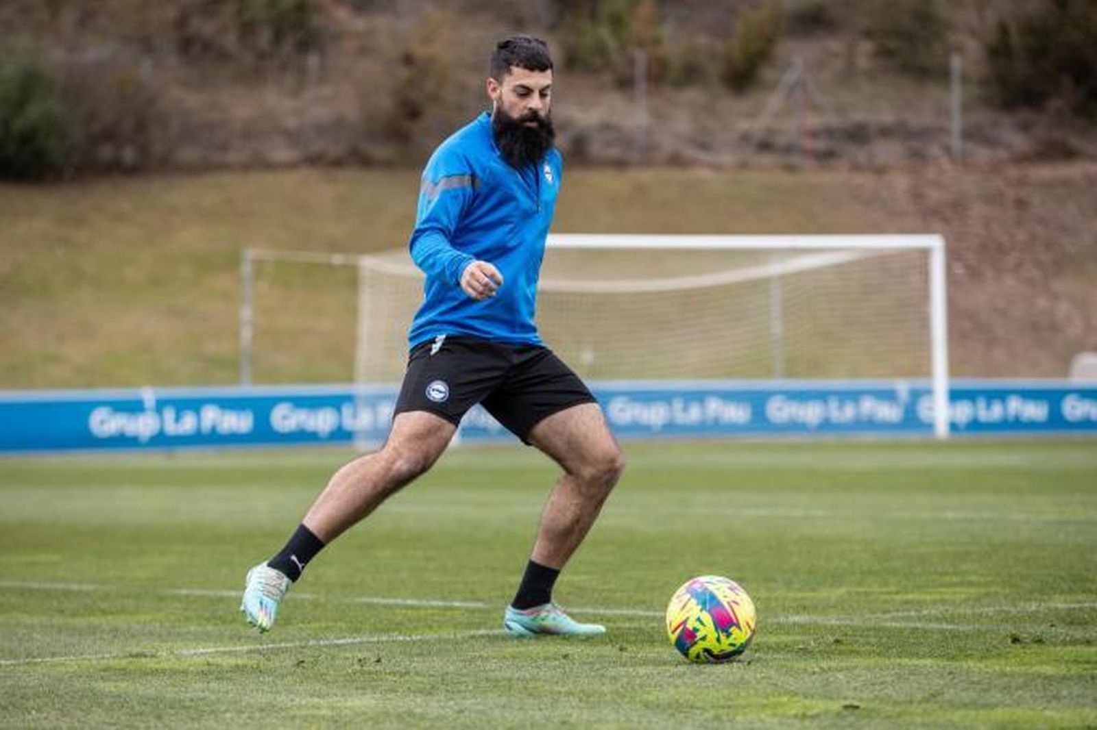 Villalibre, en su primer entreno con el conjunto vitoriano.