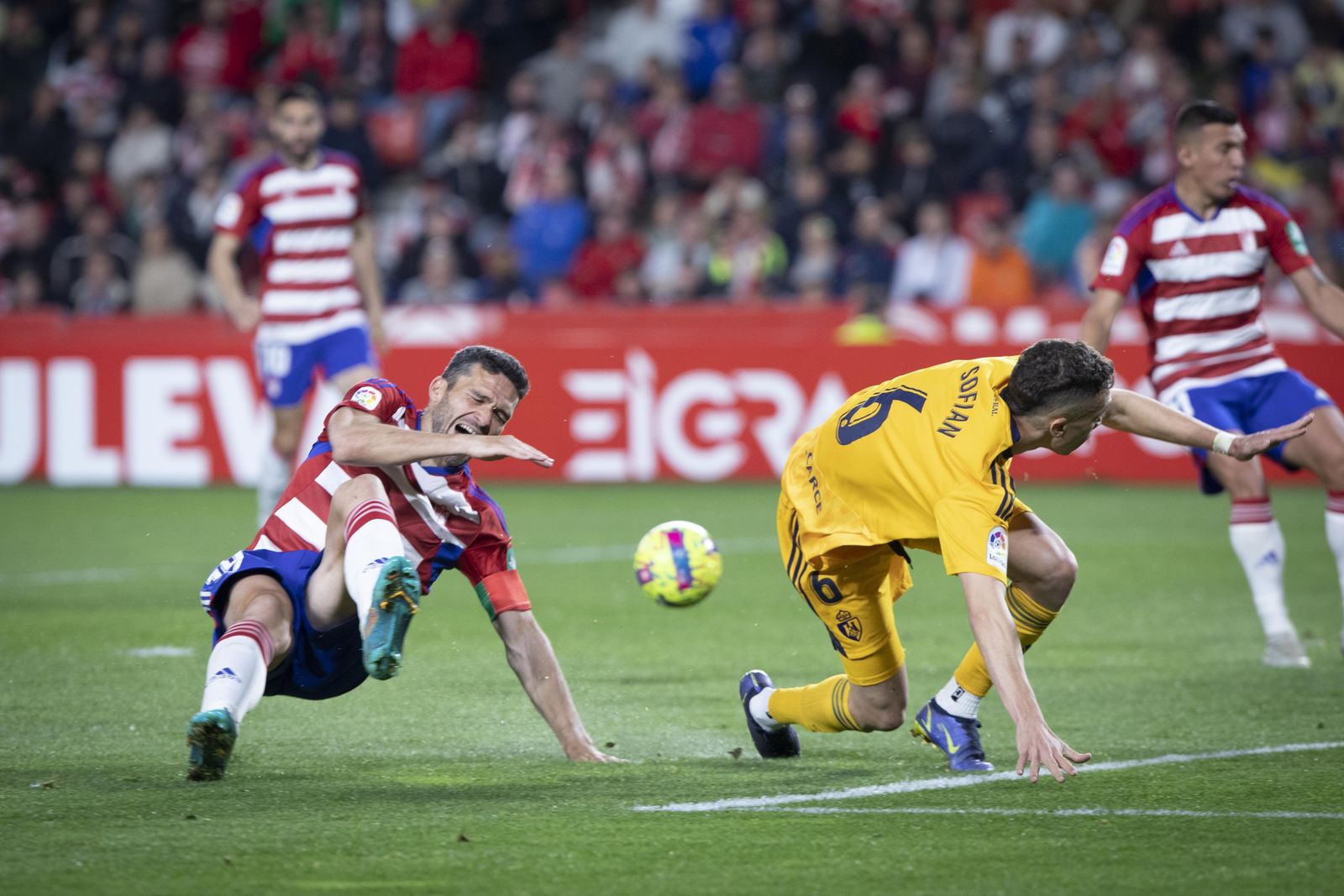 En esa acción se lesionó Jorge Molina ante la Ponferradina.