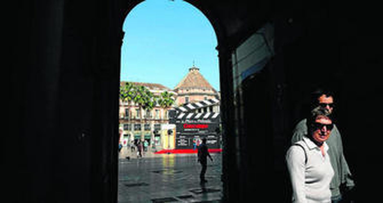La claqueta de la Plaza de la Constitución, vista desde el Pasaje de Chinitas.