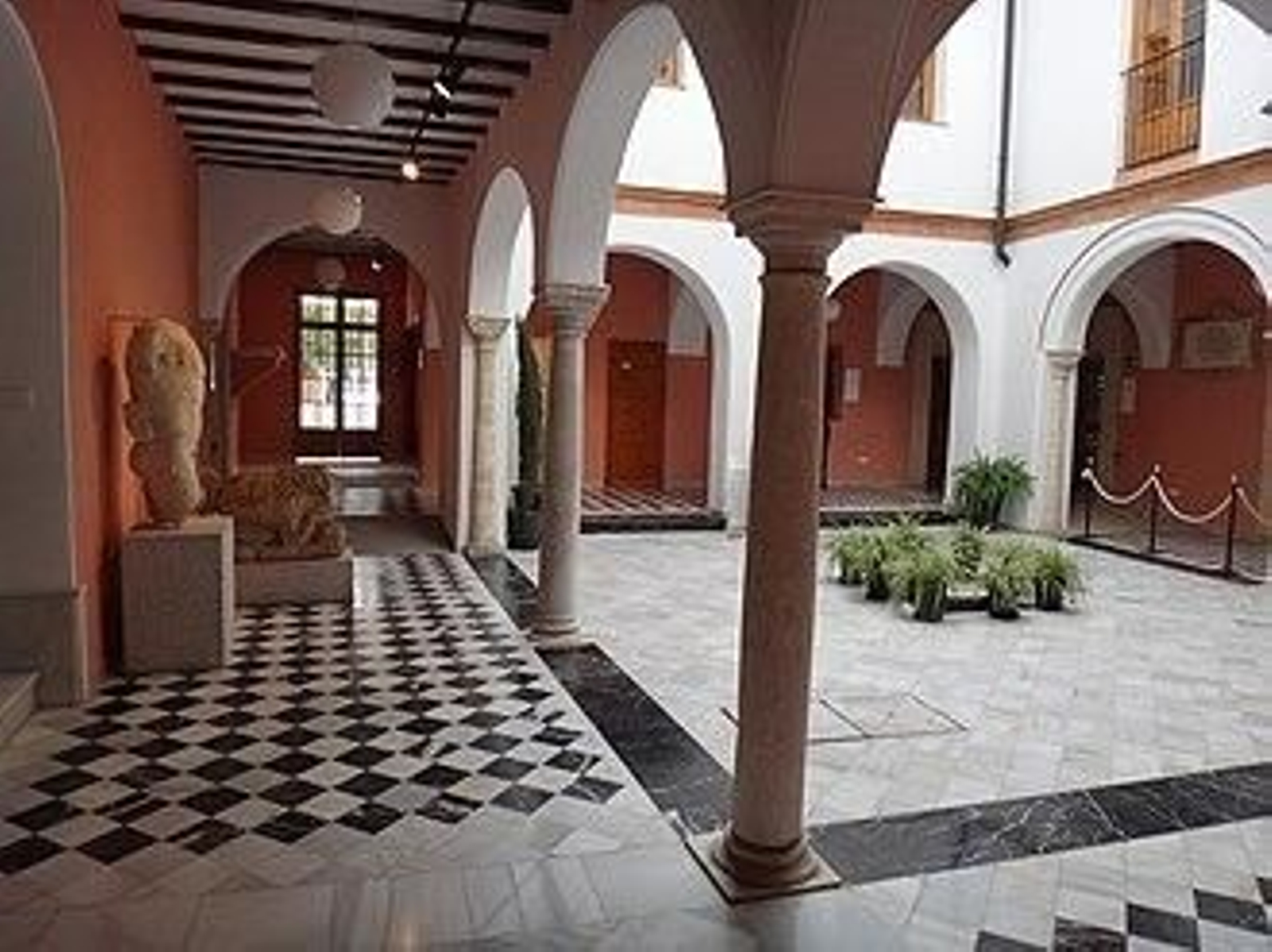Patio del Museo