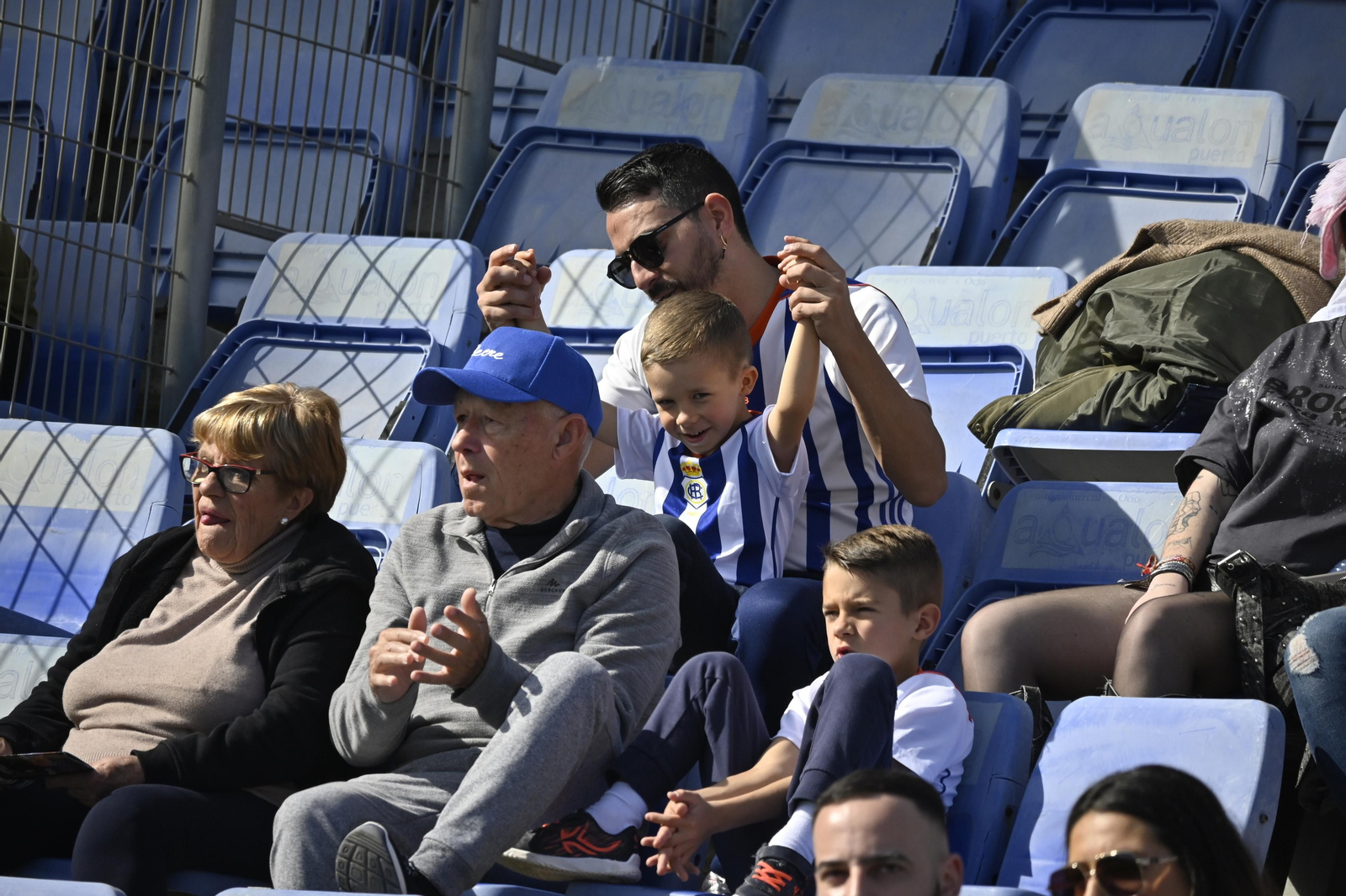 Imágenes de ambiente del partido Recre - Melilla