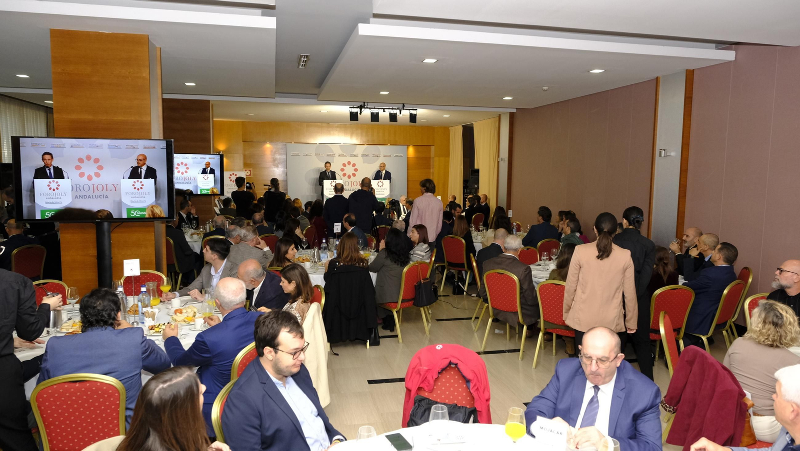 Foro Joly Andalucía-Sando, con el Consejero de Agricultura Ramón Fernández-Pacheco, en imágenes