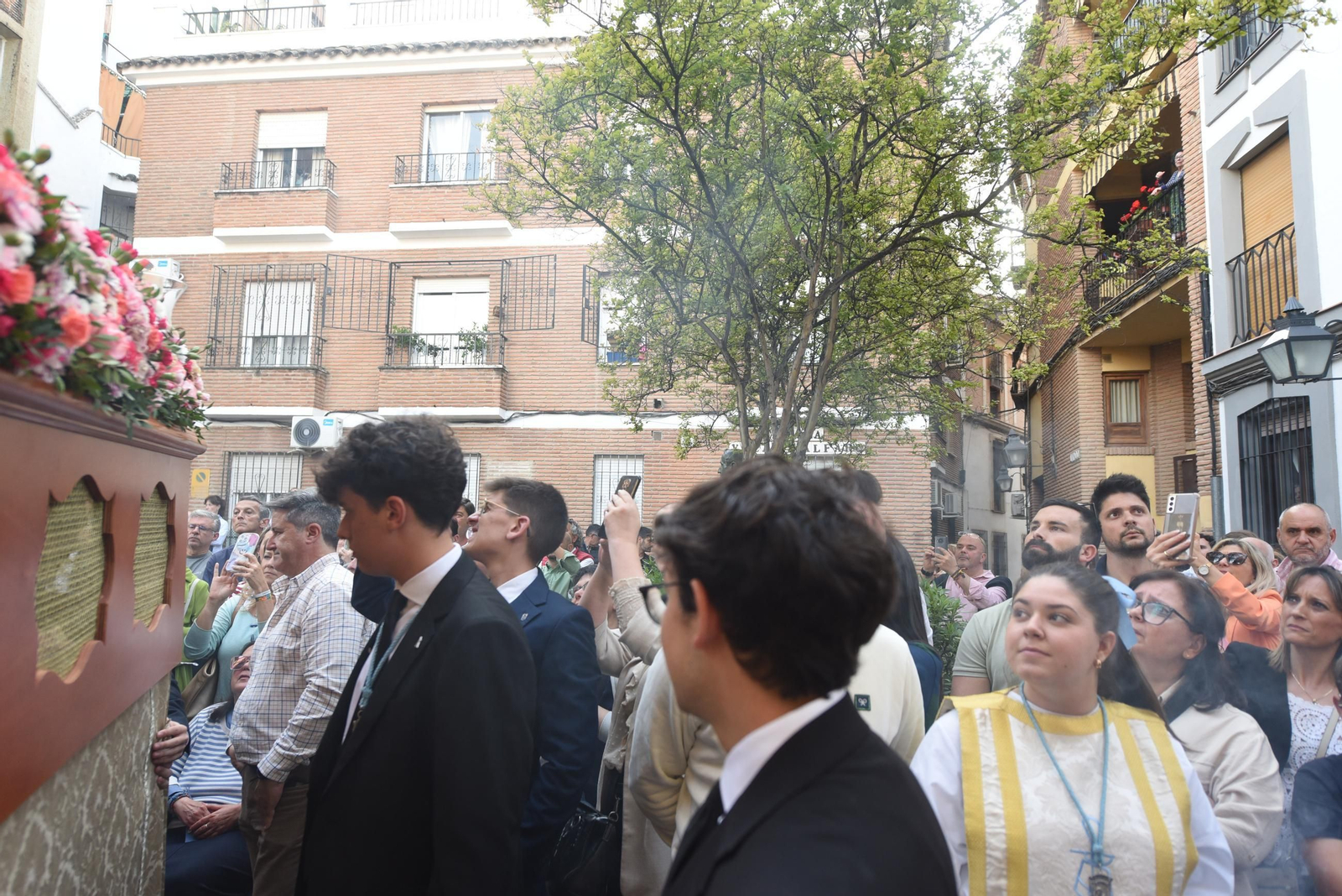 La procesión del colegio Divina Pastora de Córdoba con su Virgen, en imágenes