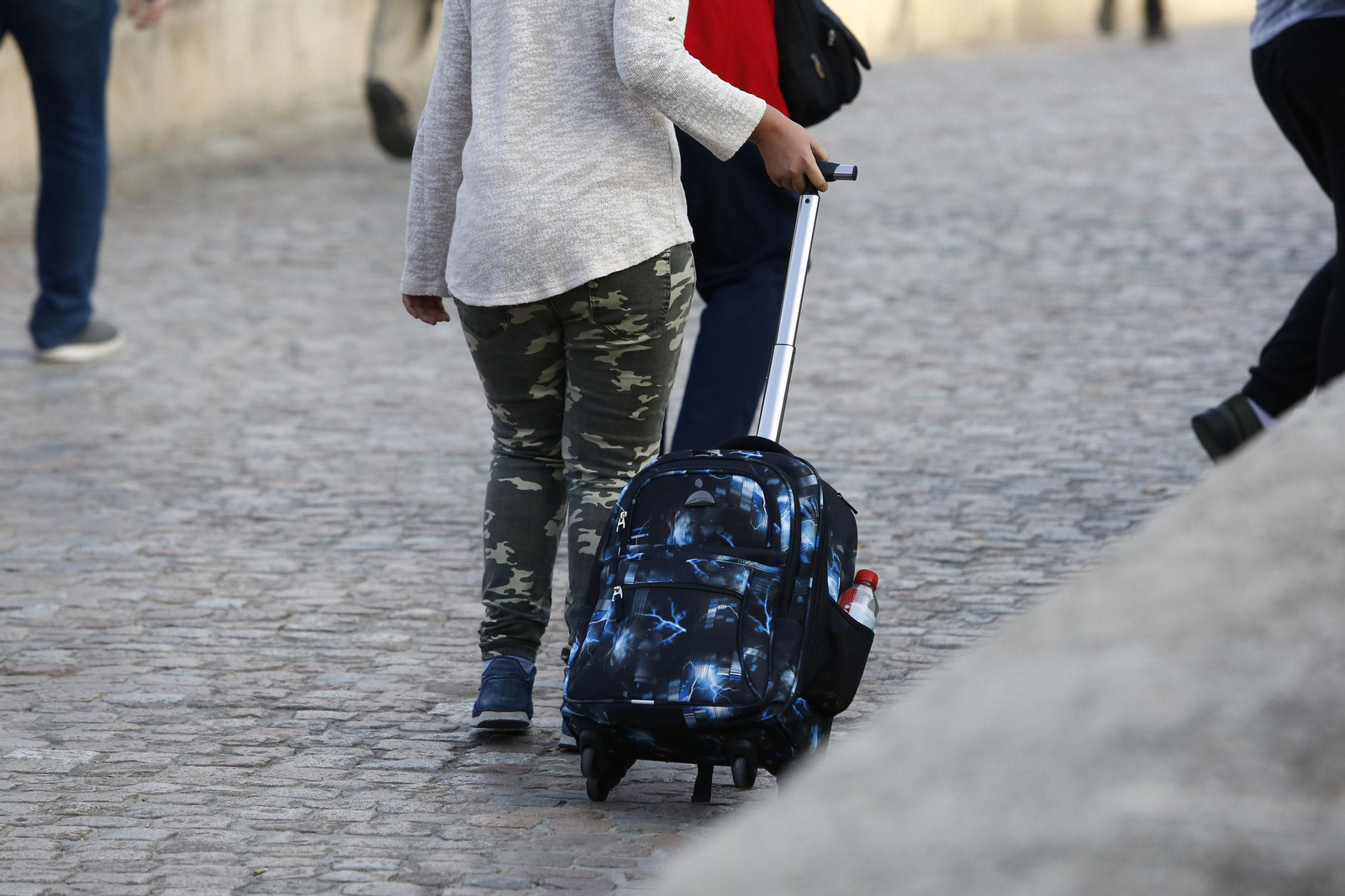¿Peligra la vuelta a los colegios el 10 de enero en Granada? El martes se decidirá un posible retraso a causa del Covid