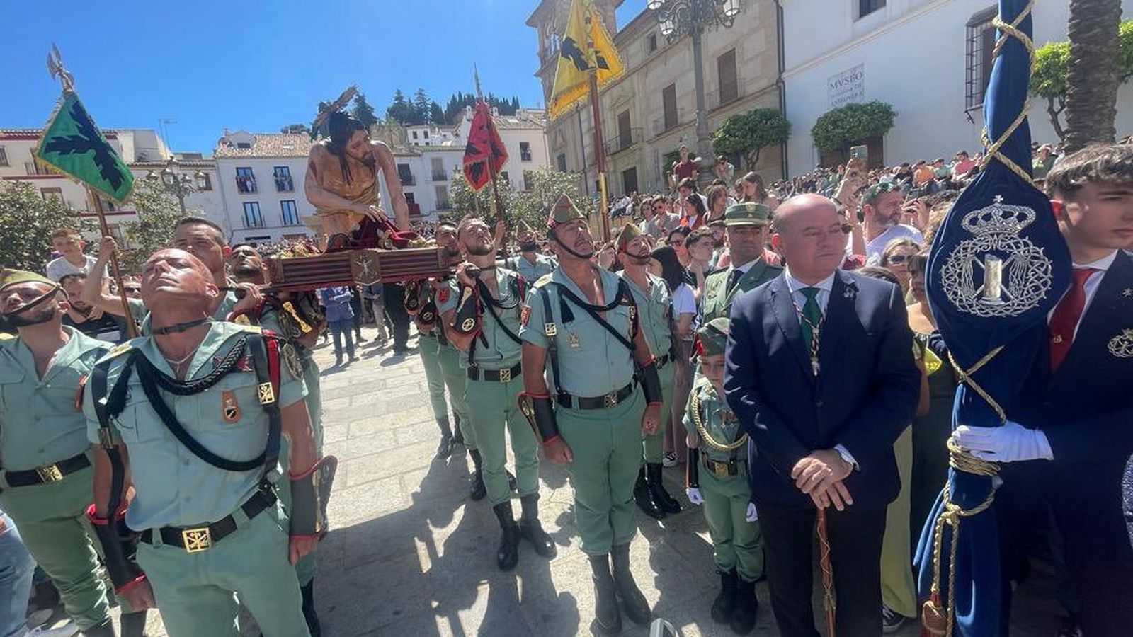 Traslado del Mayor Dolor por pare de los legionarios.