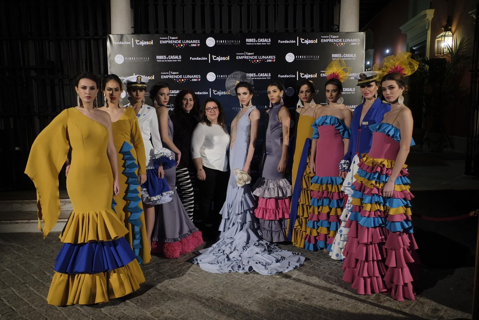 Desfile de Makara en Emprende Lunares 2020