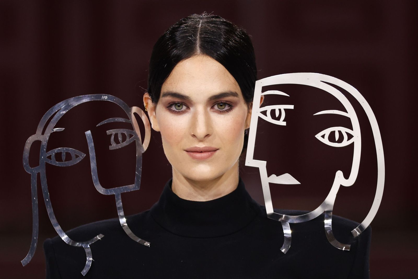 El desfile de la colección 'Fieras' de Juana Martín en París, en imágenes