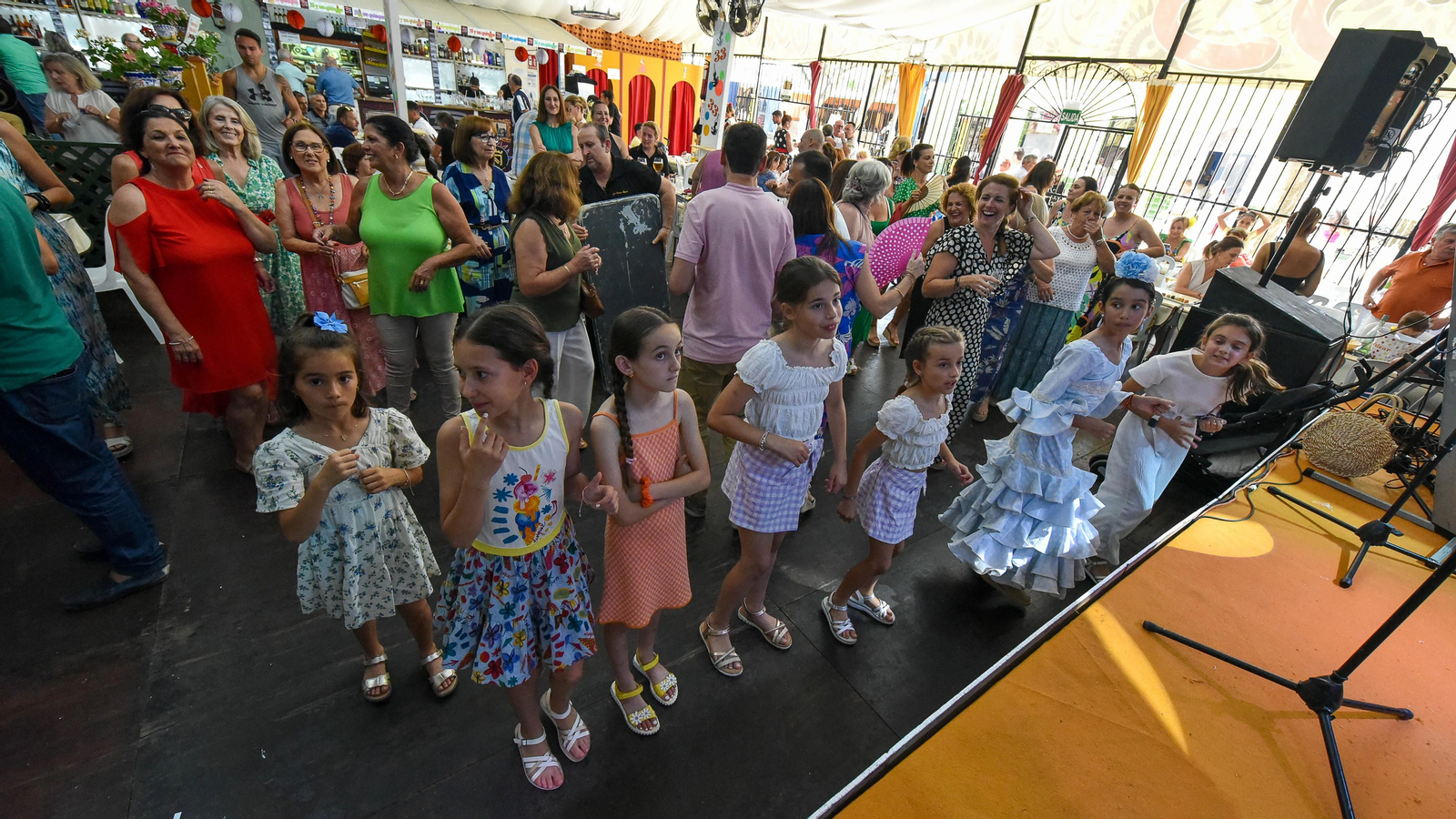 Fotos del ambiente en el jueves de la Feria Real de Algeciras