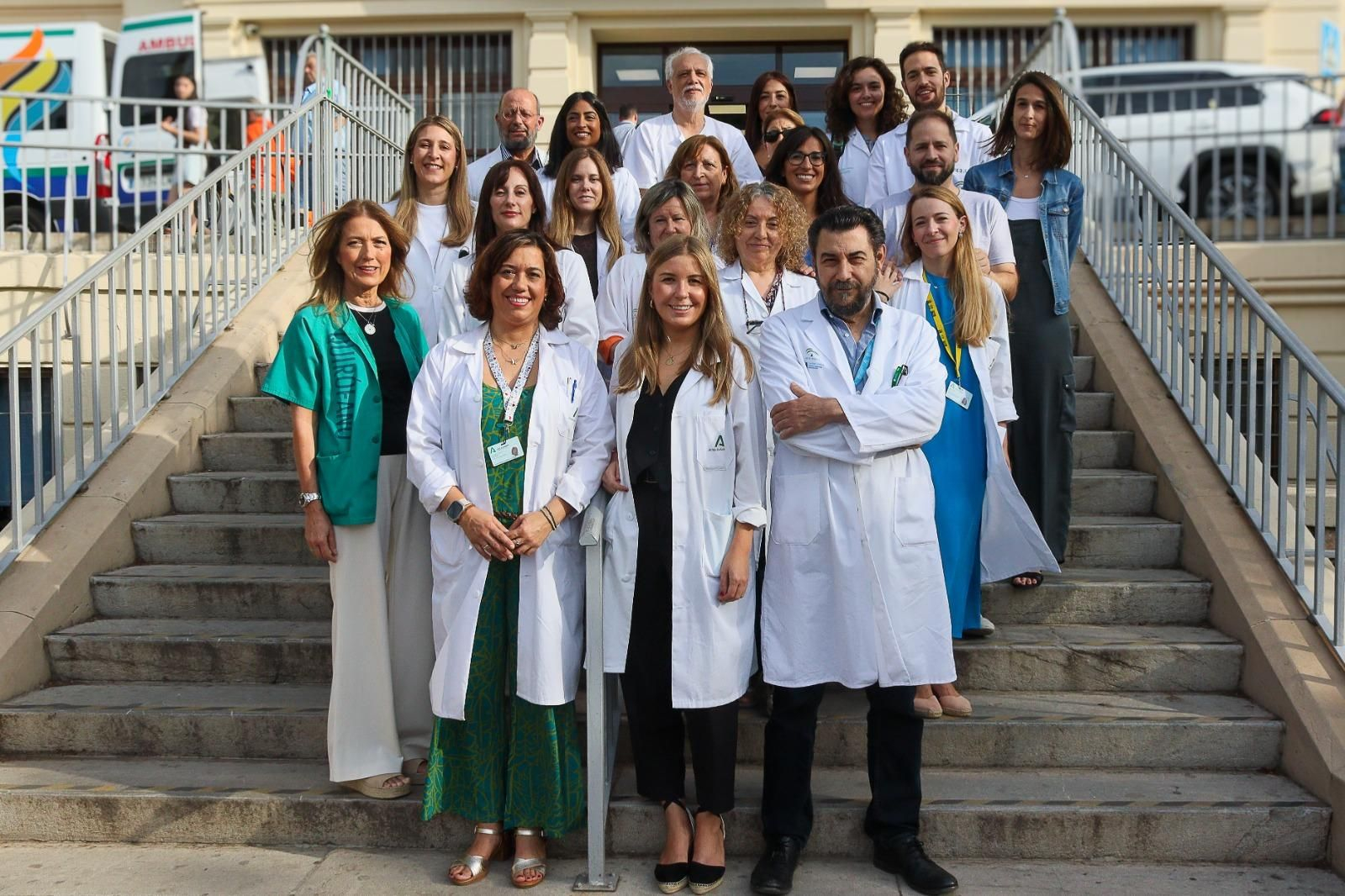 Parte del equipo que participa en la terapia CAR-T en el Hospital Regional. Parte del equipo que participa en la terapia CAR-T en el Hospital Regional.