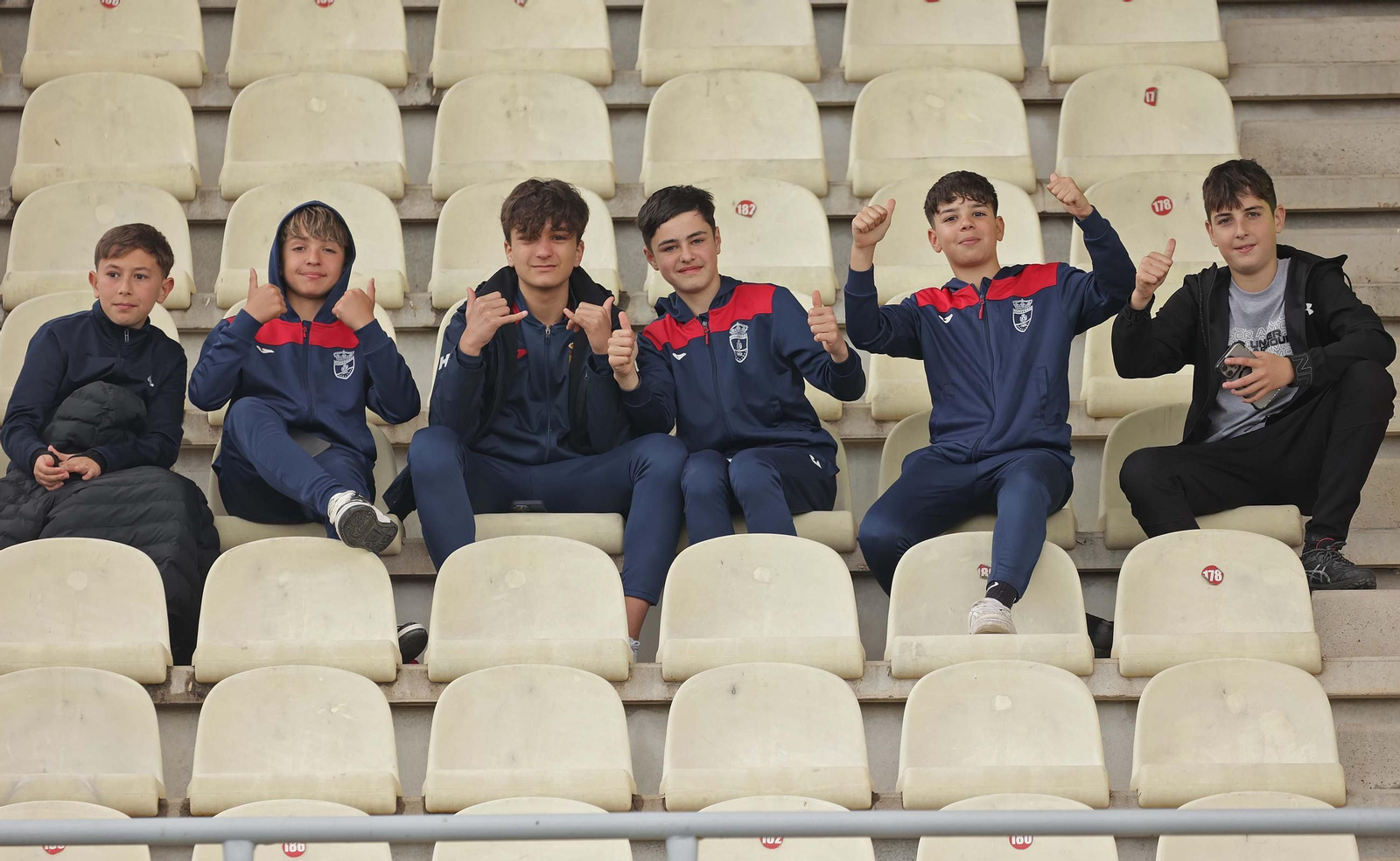 Búscate en el Nuevo Mirador durante el Algeciras CF - Ibiza de Primera Federación