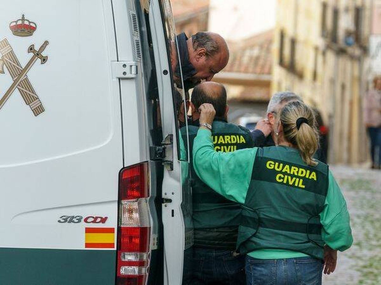 Llegada de Jesús Pradales a los Juzgados