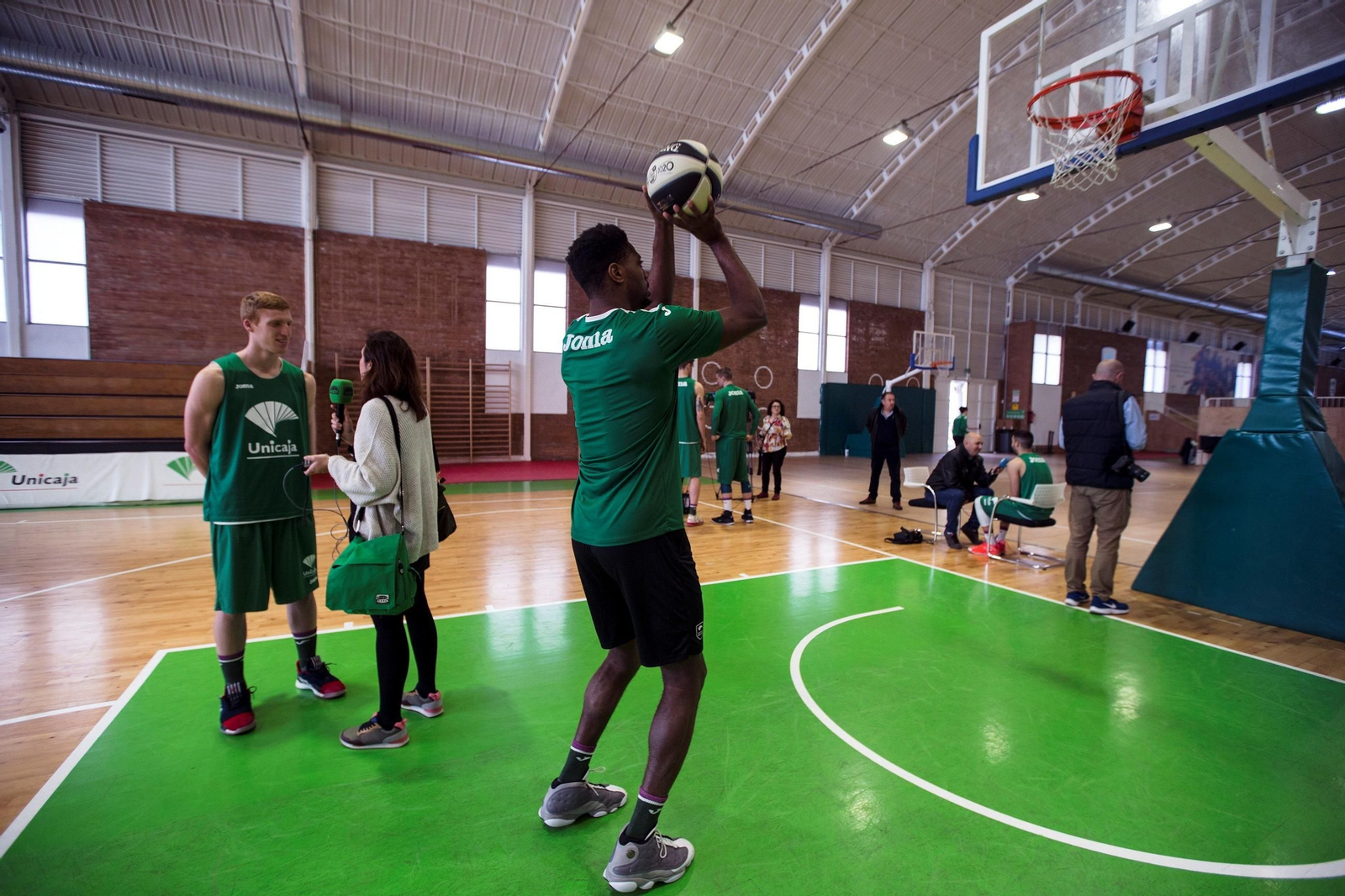 Melvin Ejim, sus cuatro años y seis títulos en Málaga