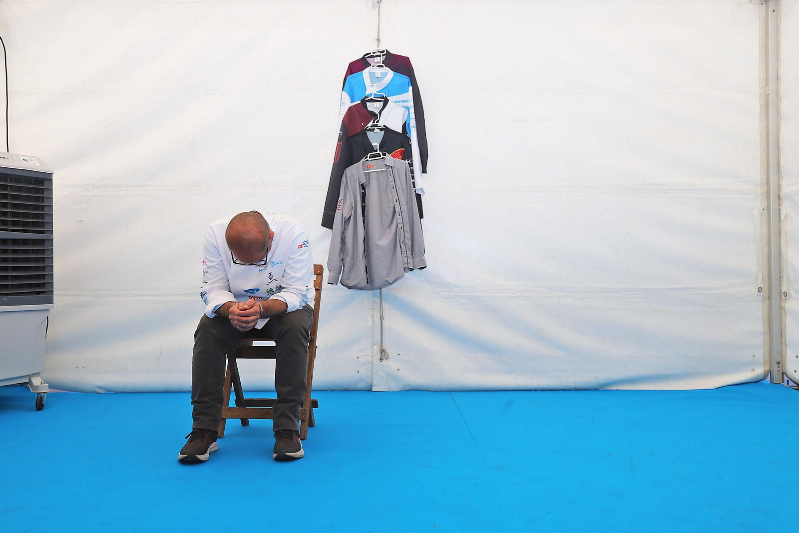 Imágenes del inicio del intento de conseguir el récord Guinnes de cortar jamón en Huelva