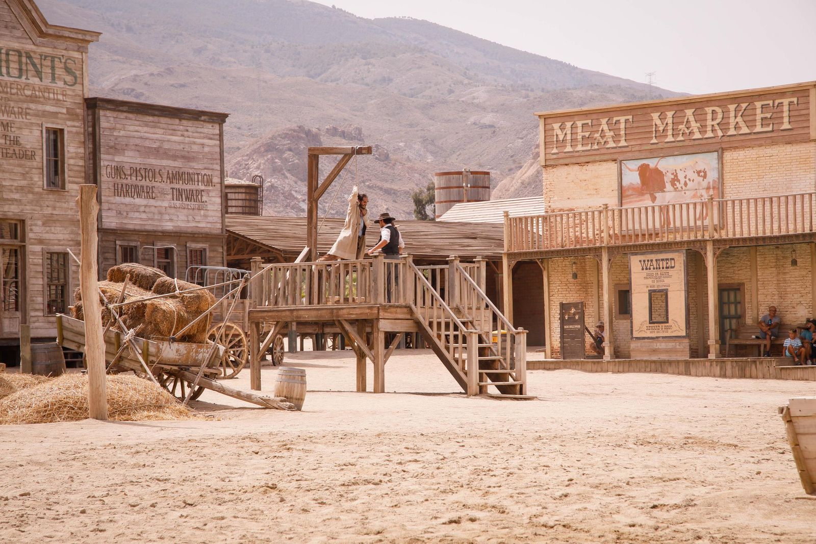 Imágenes del museo a los grandes empresarios y familias históricas de Almería