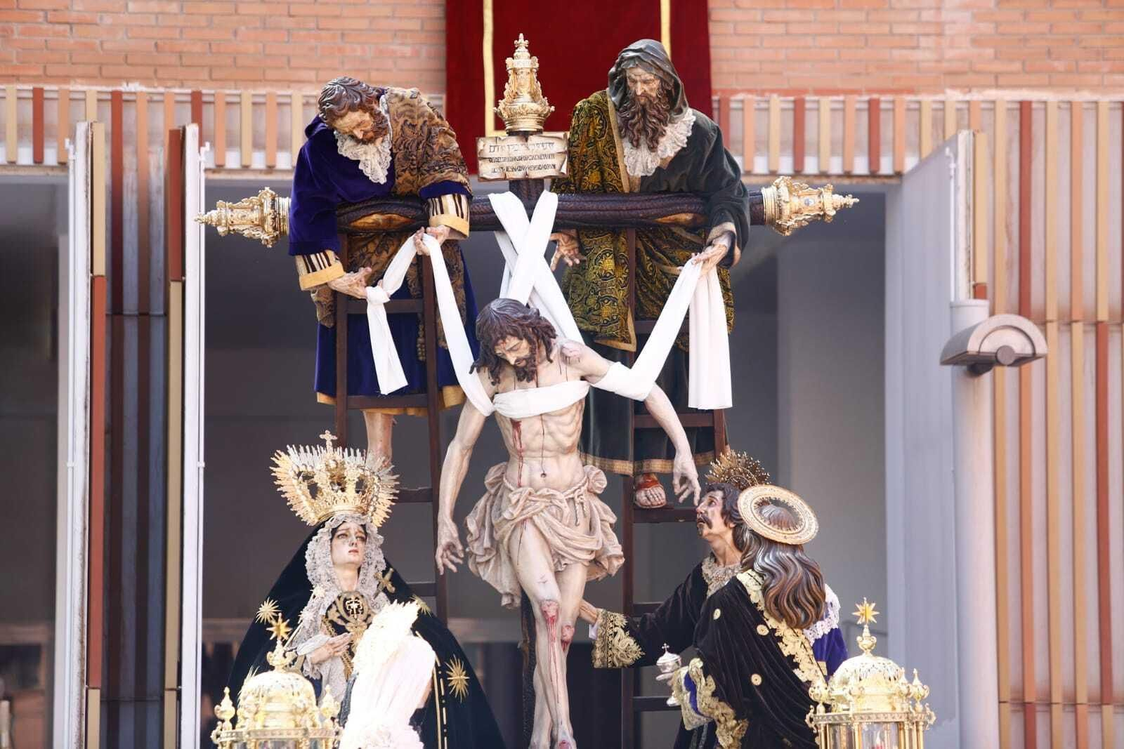 Las fotos del Descendimiento, en el Viernes Santo de Málaga