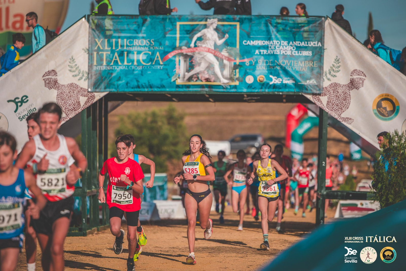 Búscate en las fotos del Cross de Itálica 2025 | 7