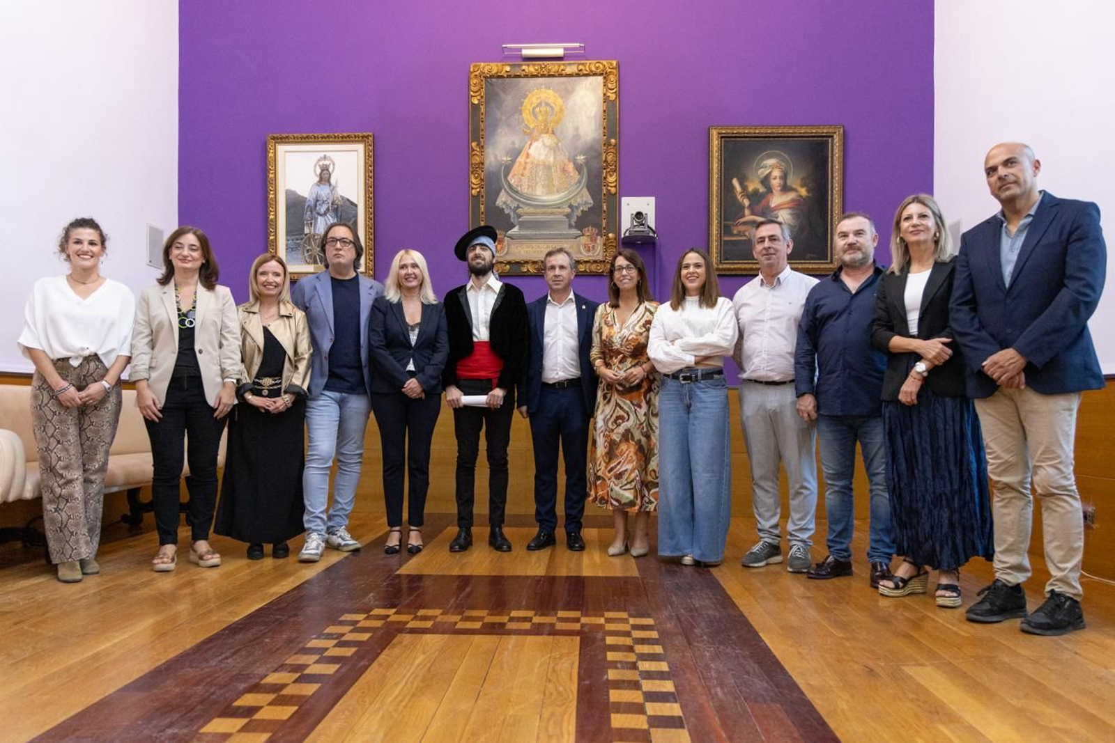 Pregón de David Uclés y cabalgata por la Feria de San Lucas