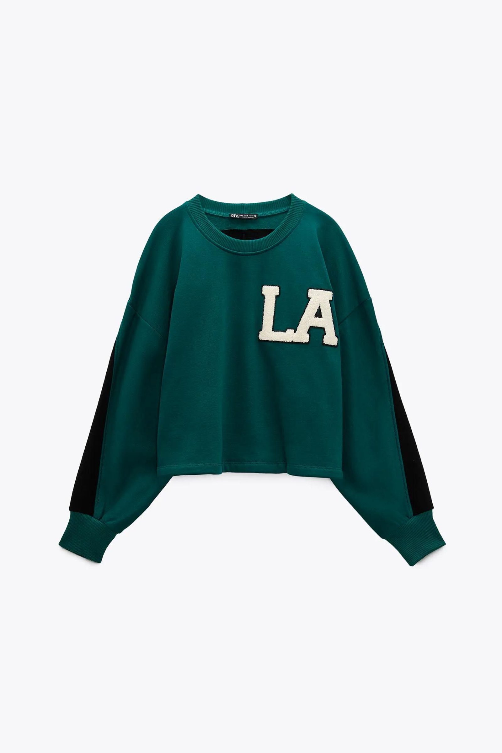 Sudadera verde de Zara.