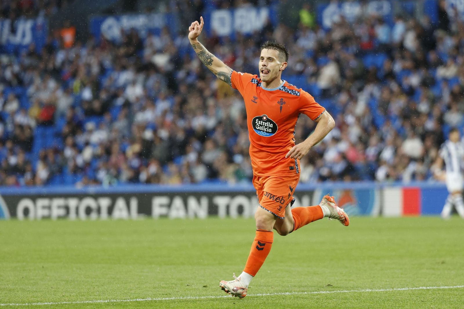Alfon celebra su último gol como jugador del Celta de Vigo en el Reale Arena